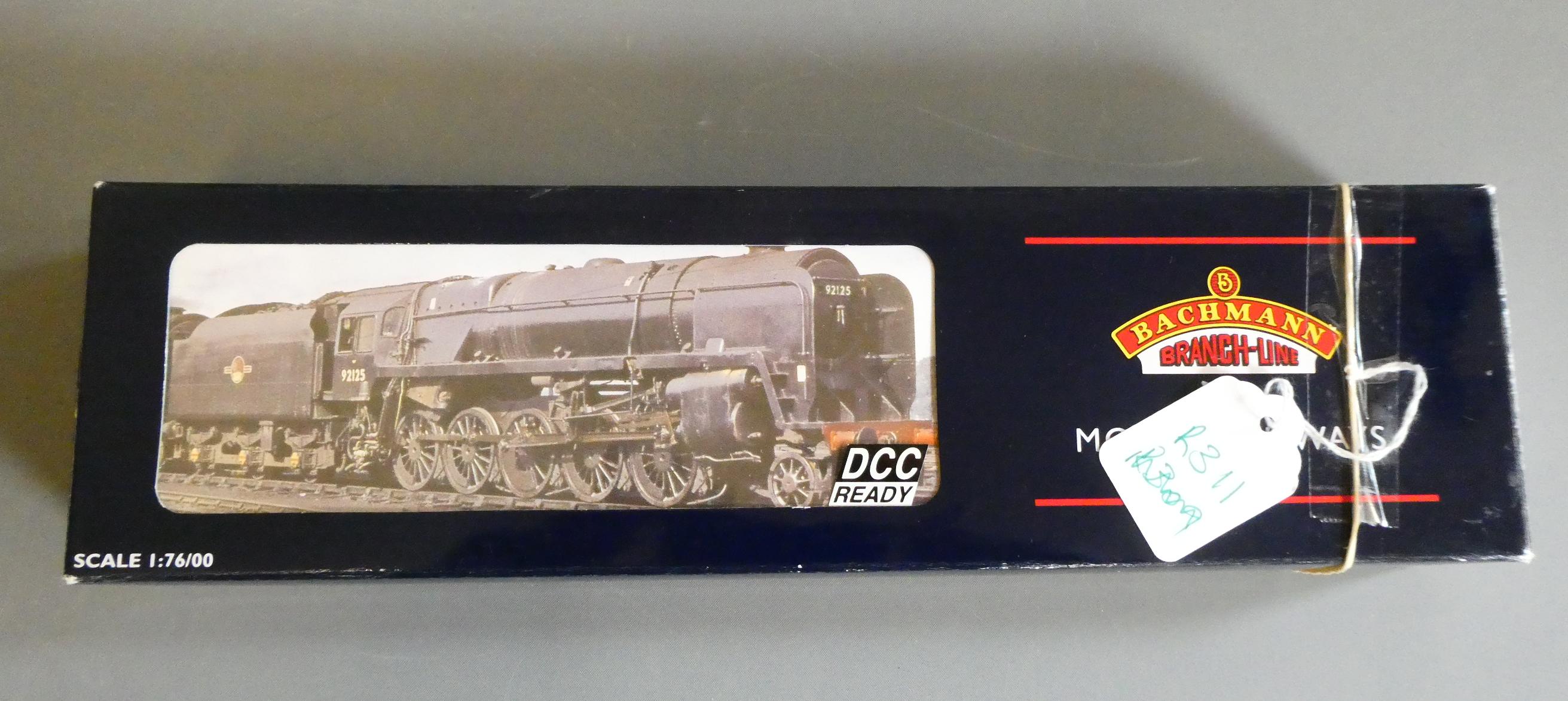 Bachmann Class 9F locomotive finished in weathered British Railways black with BR1G tender Image