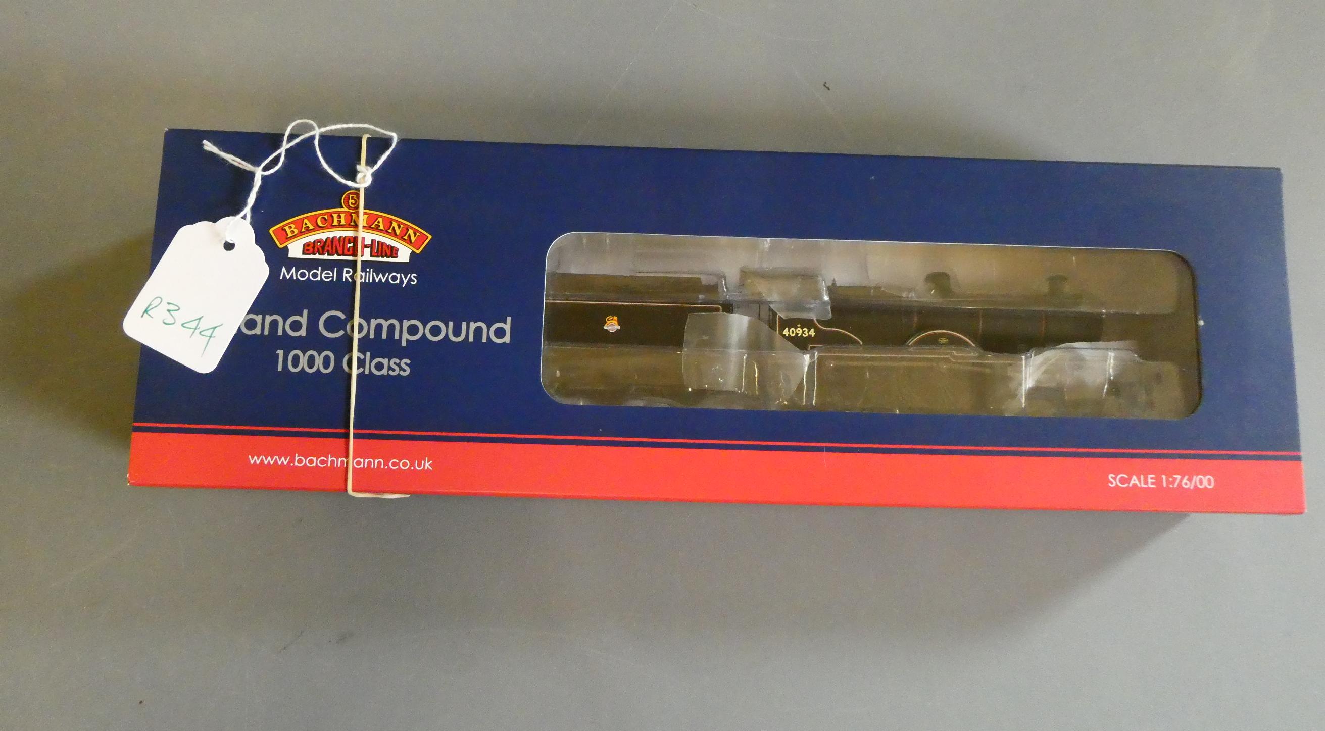 Bachmann MR Compound locomotive finished in British Railways mixed traffic livery 40934, factory Image
