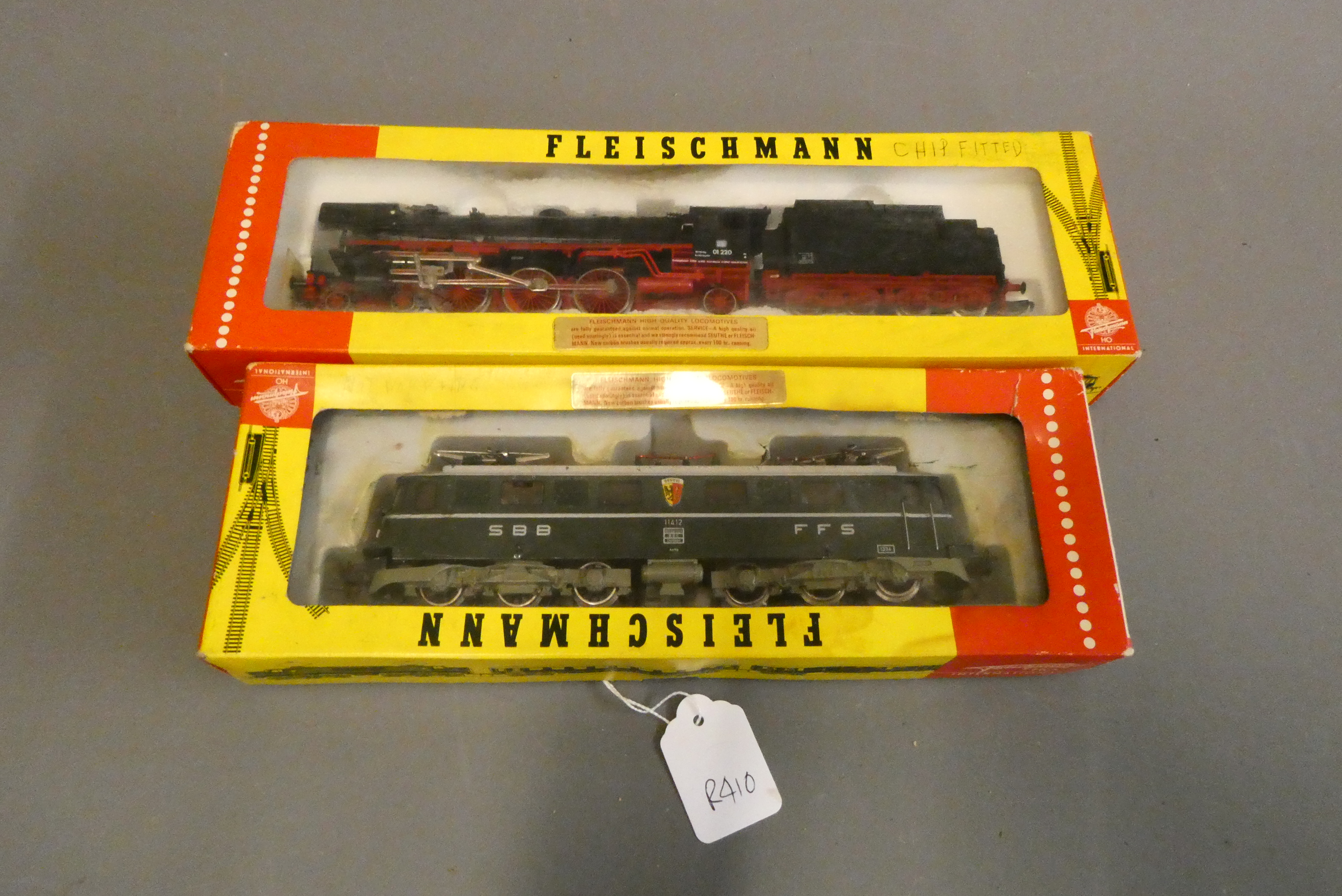 Fleischmann 4370 SBB FFSS Swiss locomotive and 4170 DB Class 01 4-6-2 locomotive, boxed, good (Est. Image