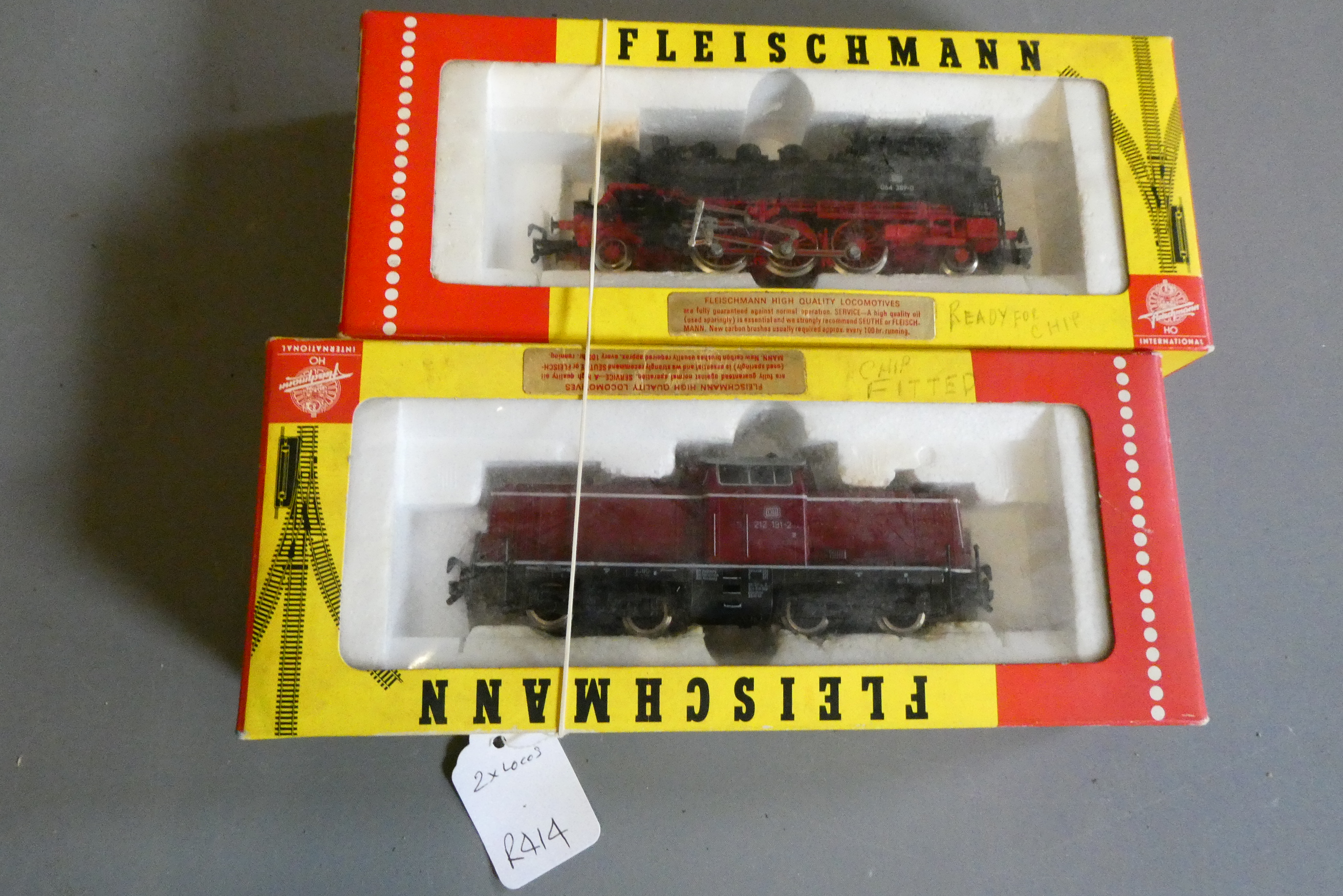 Fleischmann 4064 DB Class 064 2-6-2 tank and 4230 V212 shunter, boxed, good to excellent (Est. plus Image