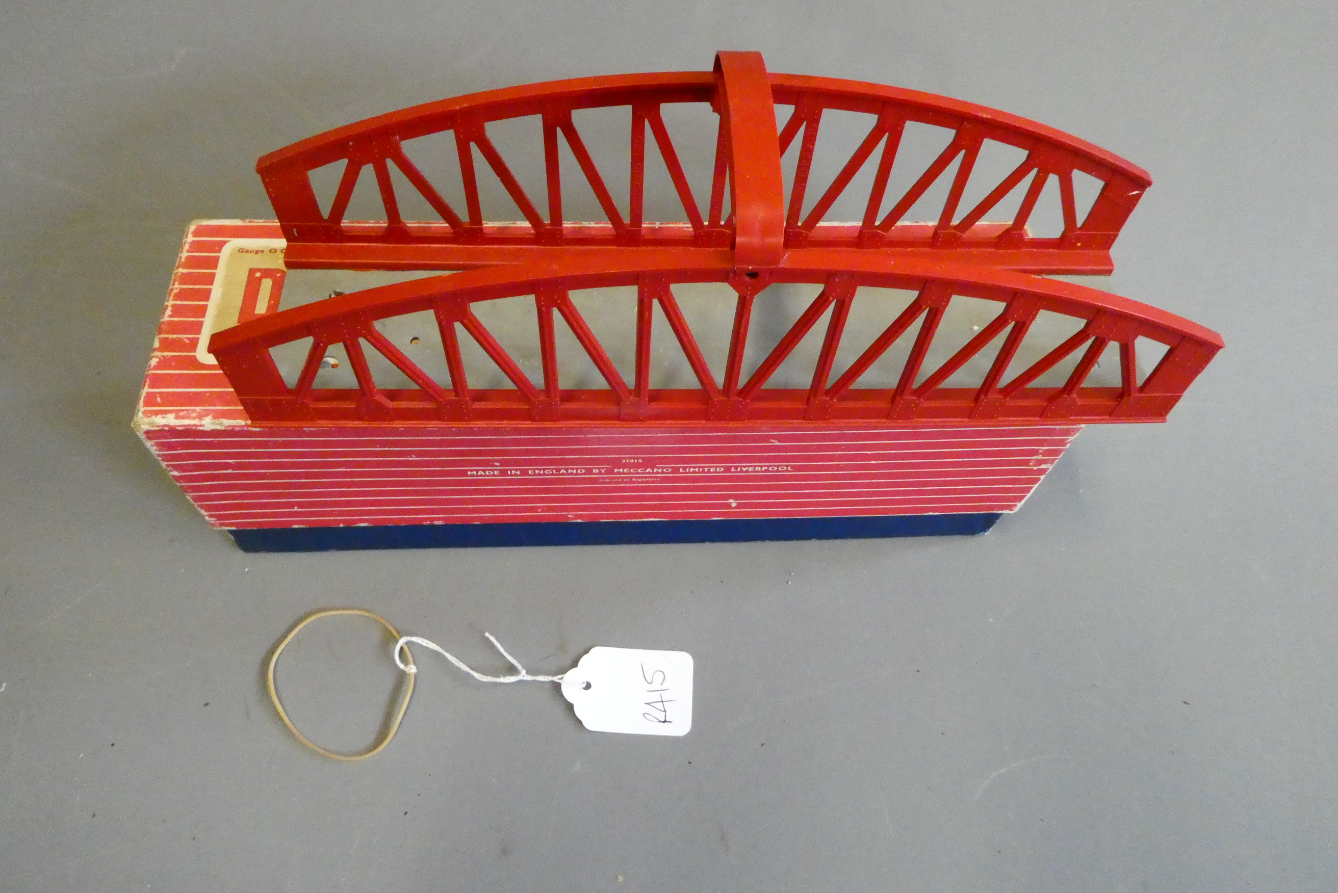Hornby Dublo plastic girder bridge in red, boxed, good (Est. plus 24% premium inc. VAT) Image