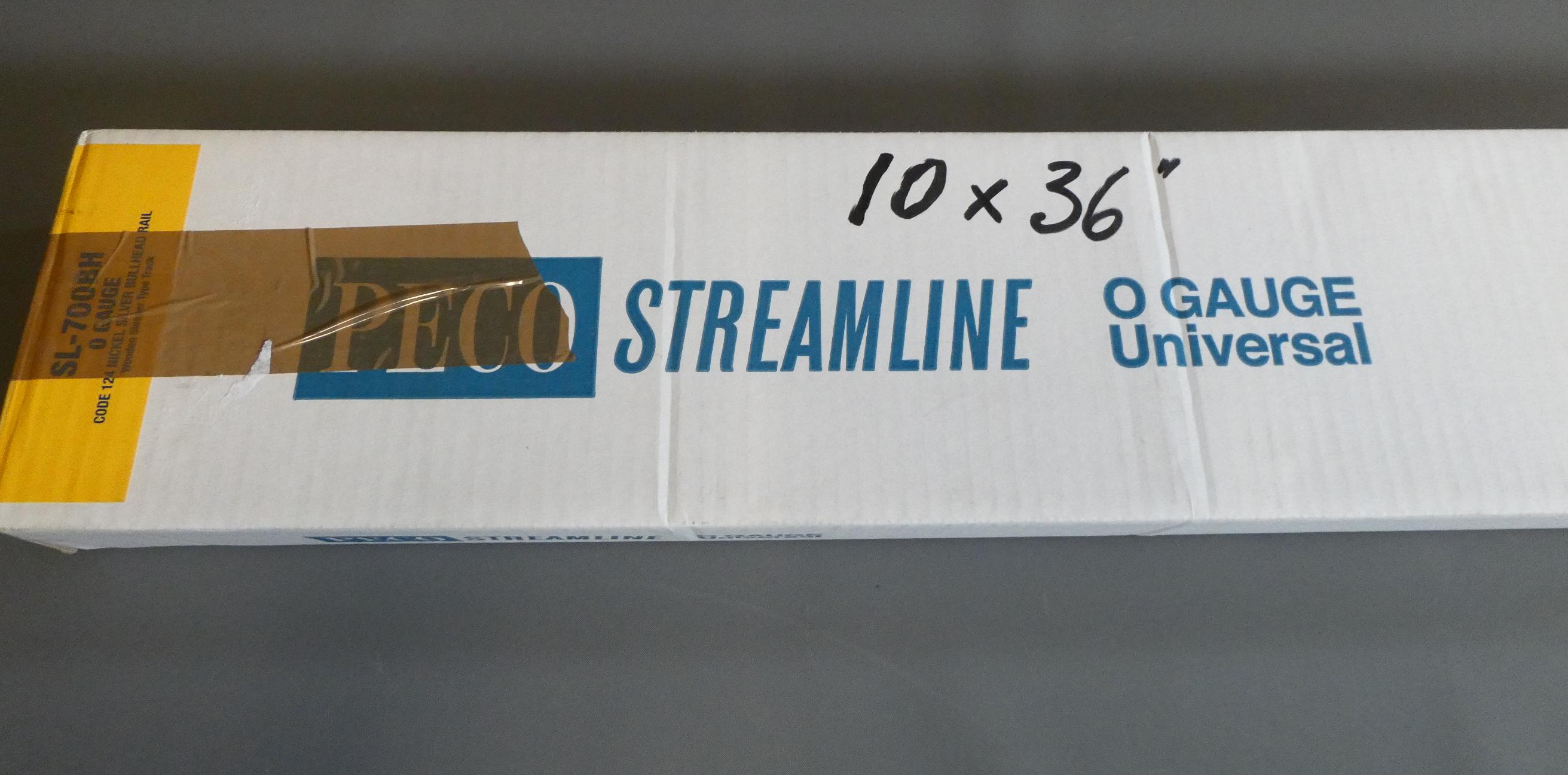 Ten lengths of PECO 0 gauge track, boxed, excellent (Est. plus 24% premium inc. VAT) Image