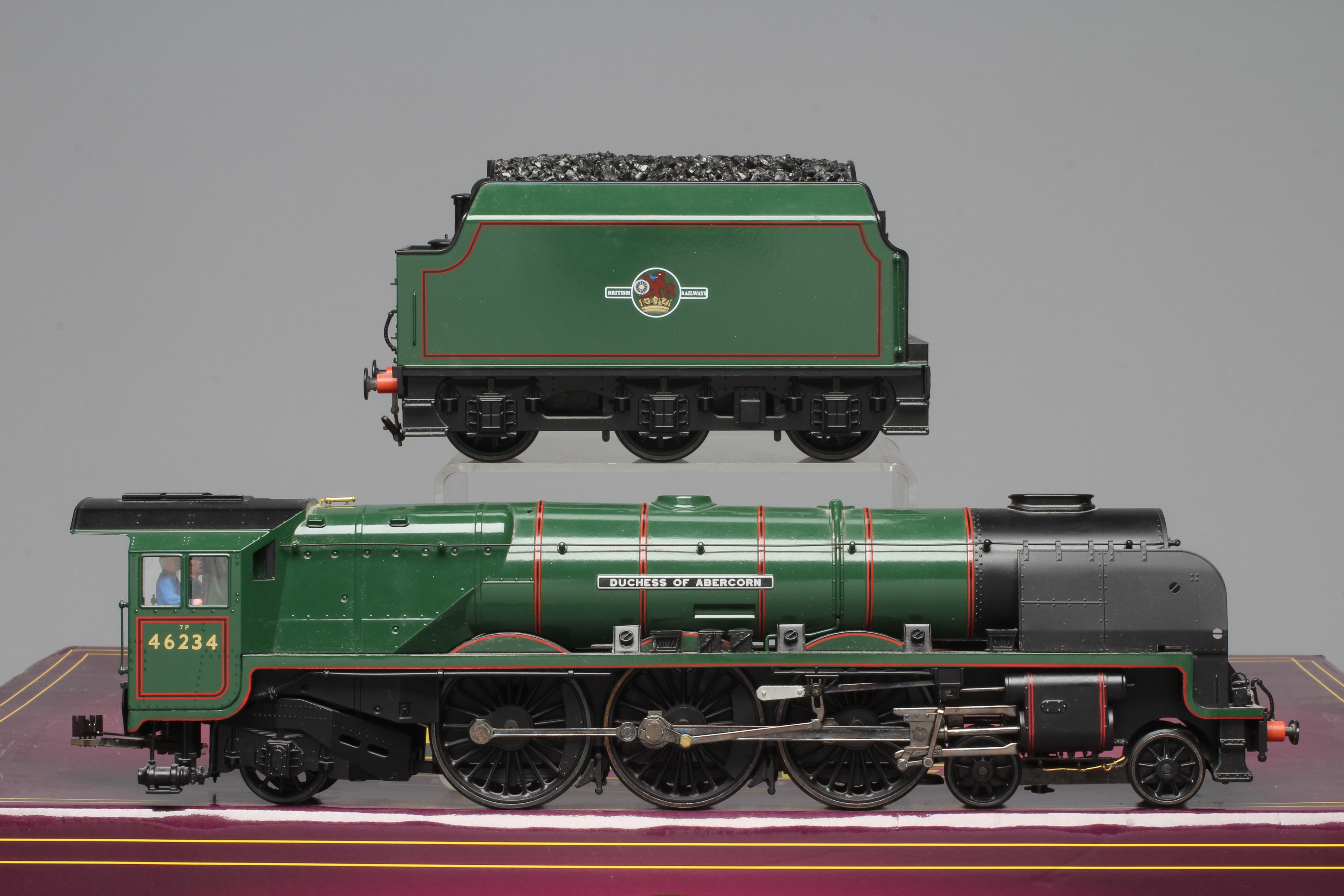 MTH 0 gauge Duchess of Abercorn locomotive fitted with fine scale wheels for 2 rail DC/DCC Image