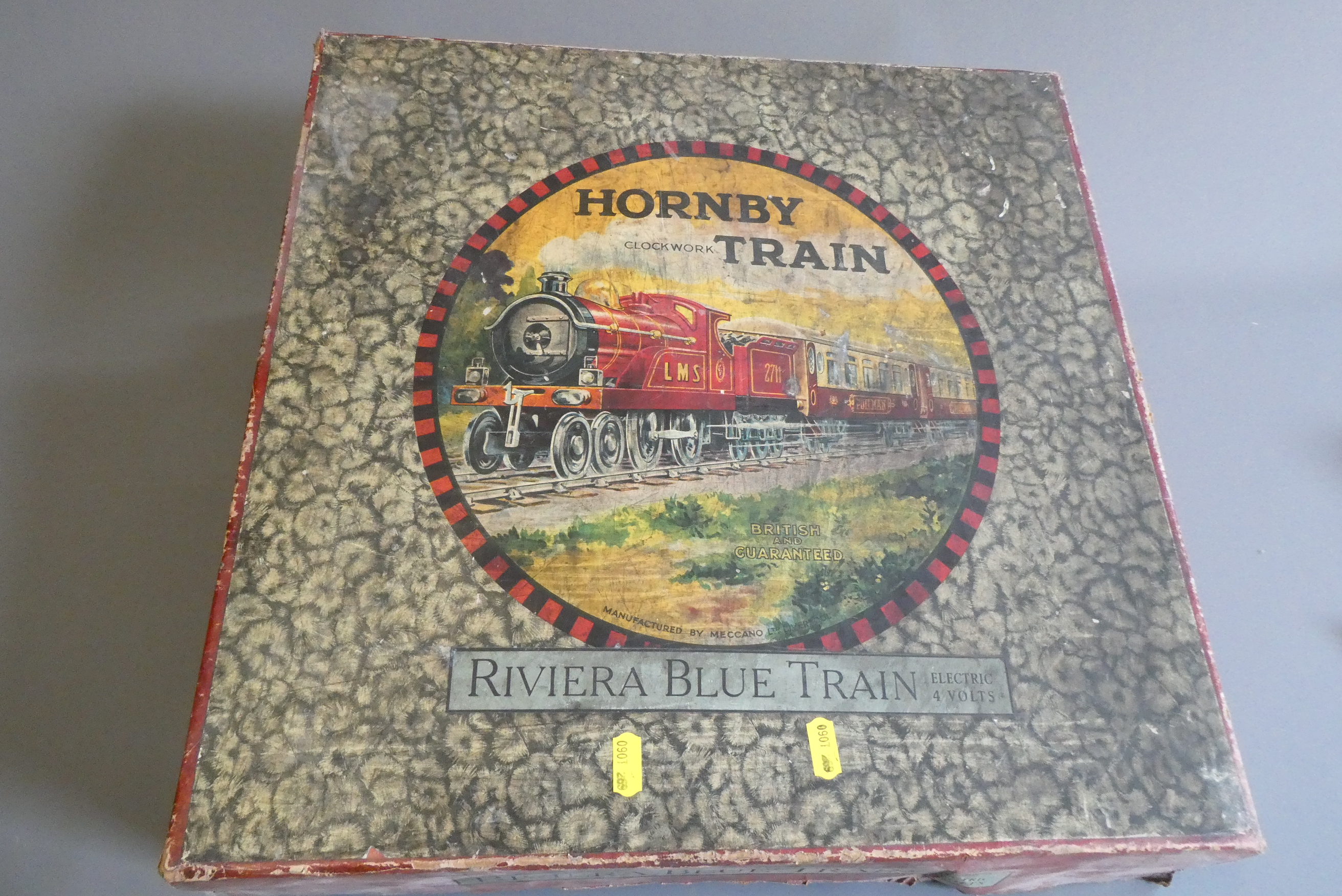 Hornby The Riviera Blue train set with 6V NORD locomotive and two blue Pullman coaches. Box fair to Image