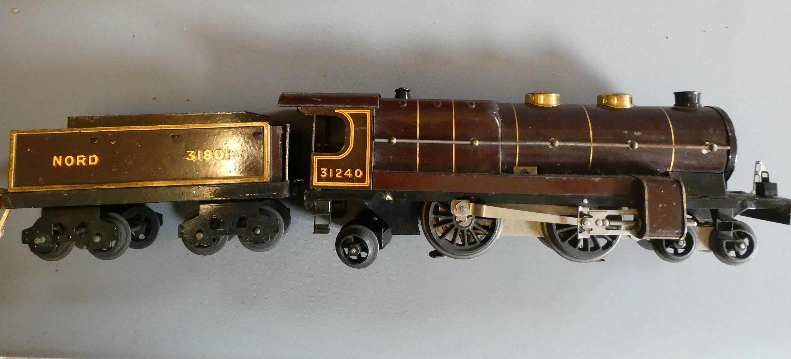 Hornby The Riviera Blue train set with 6V NORD locomotive and two blue Pullman coaches. Box fair to Image