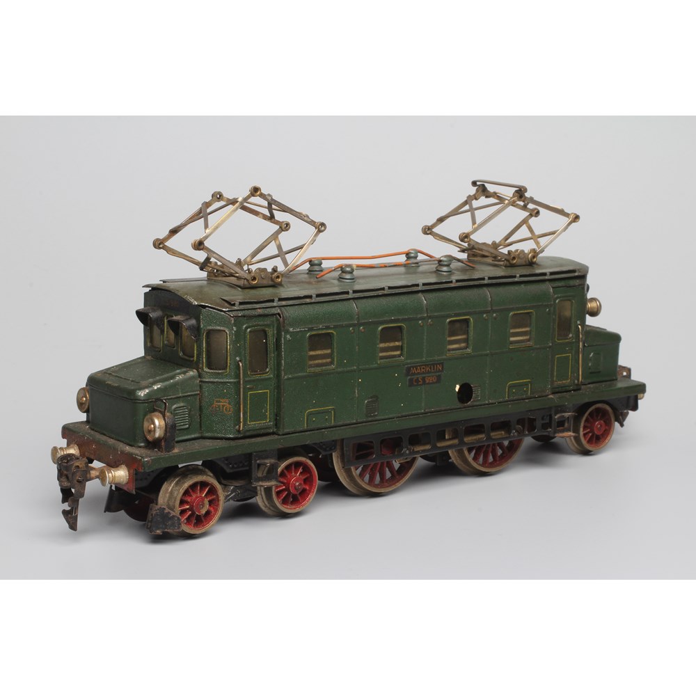 Marklin Clockwork Marklin clockwork cs920 swiss electric locomotive, some age to paint ...