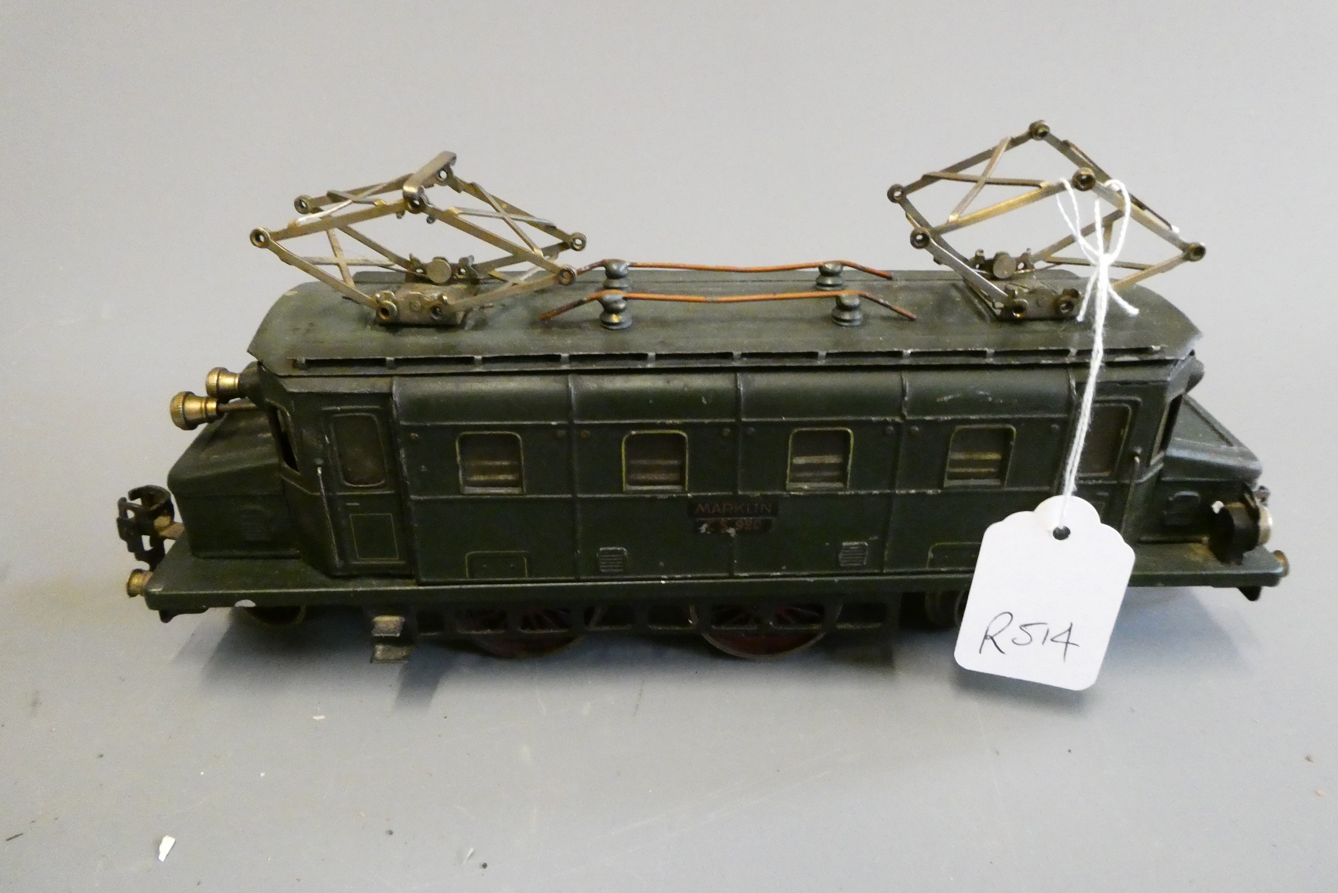 Marklin Clockwork CS920 Swiss electric locomotive, some age to paint finish, one pantograph contact Image