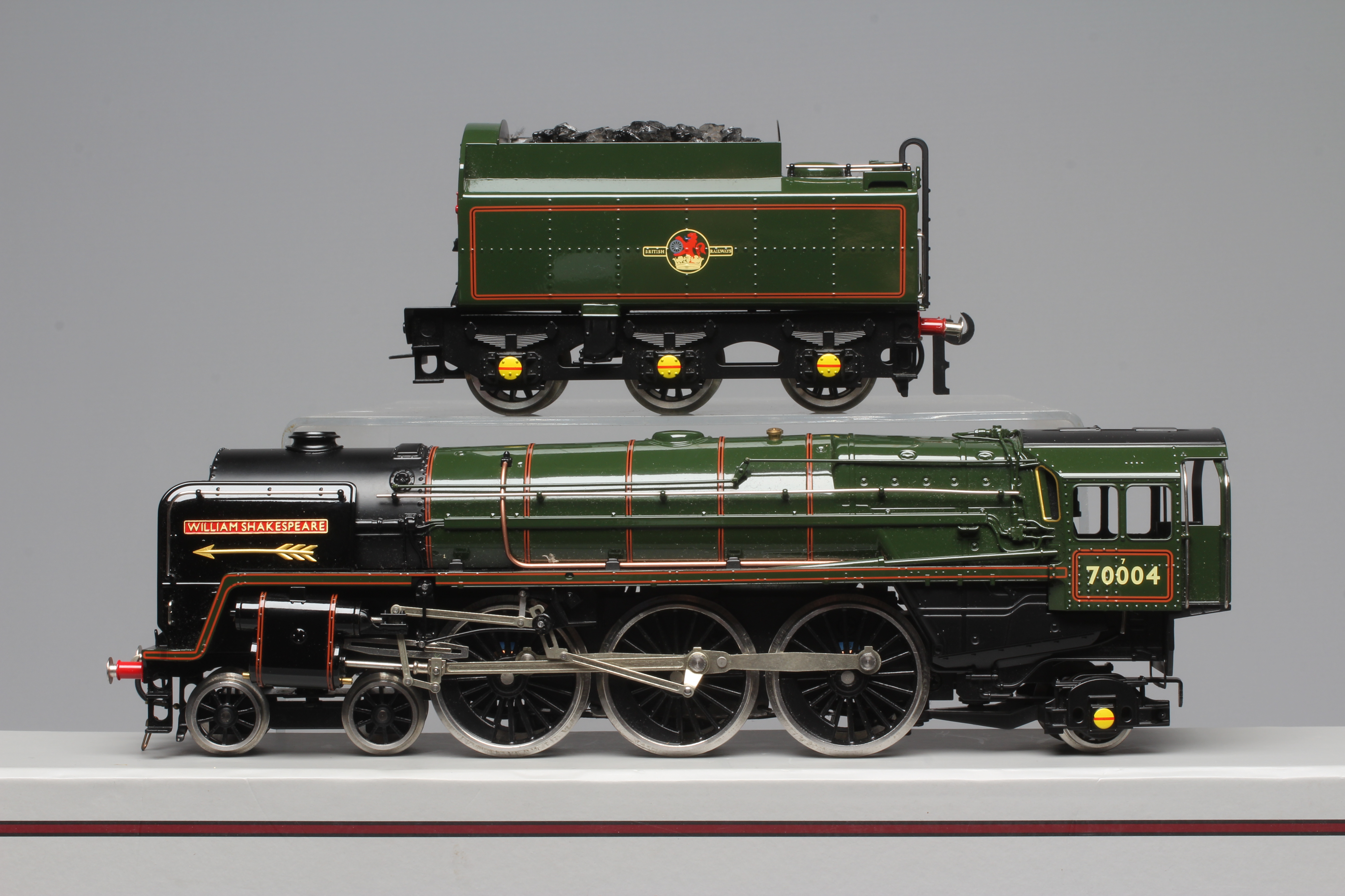 Ace train 0-gauge BR Britannia Class locomotive William Shakespeare, boxed, excellent (Est. plus 24% Image
