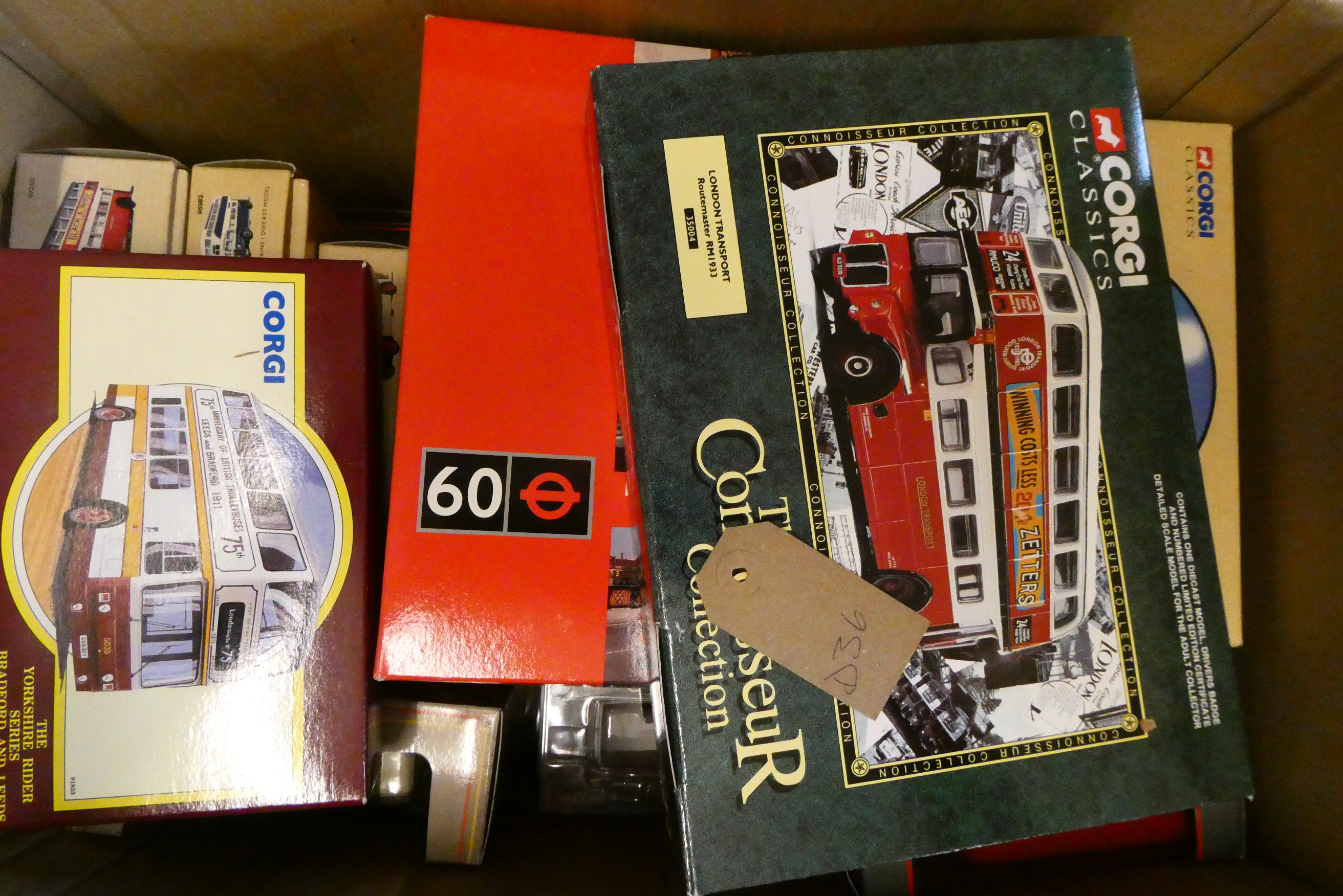 Twenty bus models from the mid 20th century by EFE, Corgi and others, all items boxed, excellent Image
