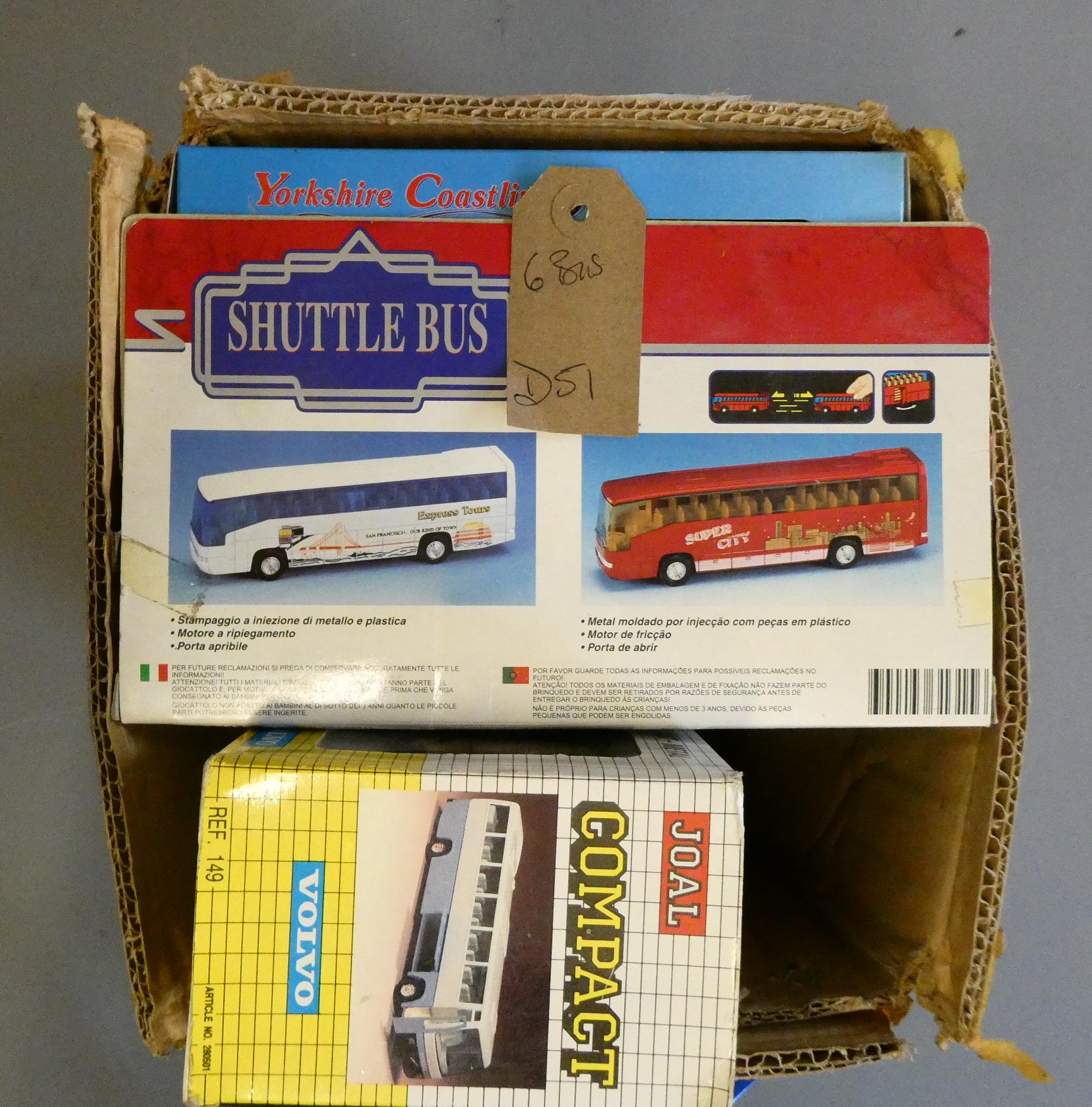 Seven modern bus models by various makers, boxed, excellent (Est. plus 24% premium inc. VAT) Image