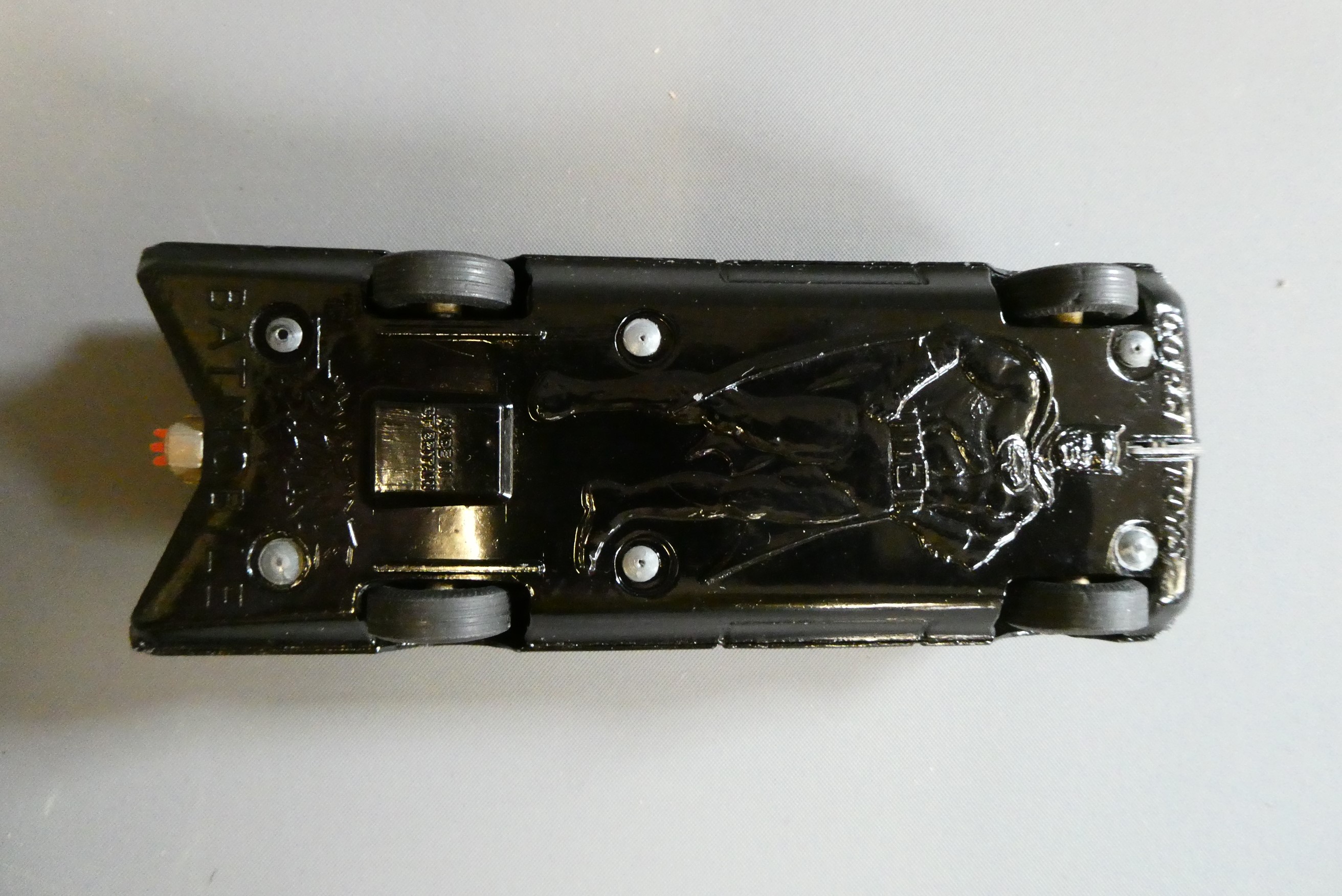 Corgi 267 Batmobile 1966/7 version, Box has some wear to flaps, interior packing good, missing Image