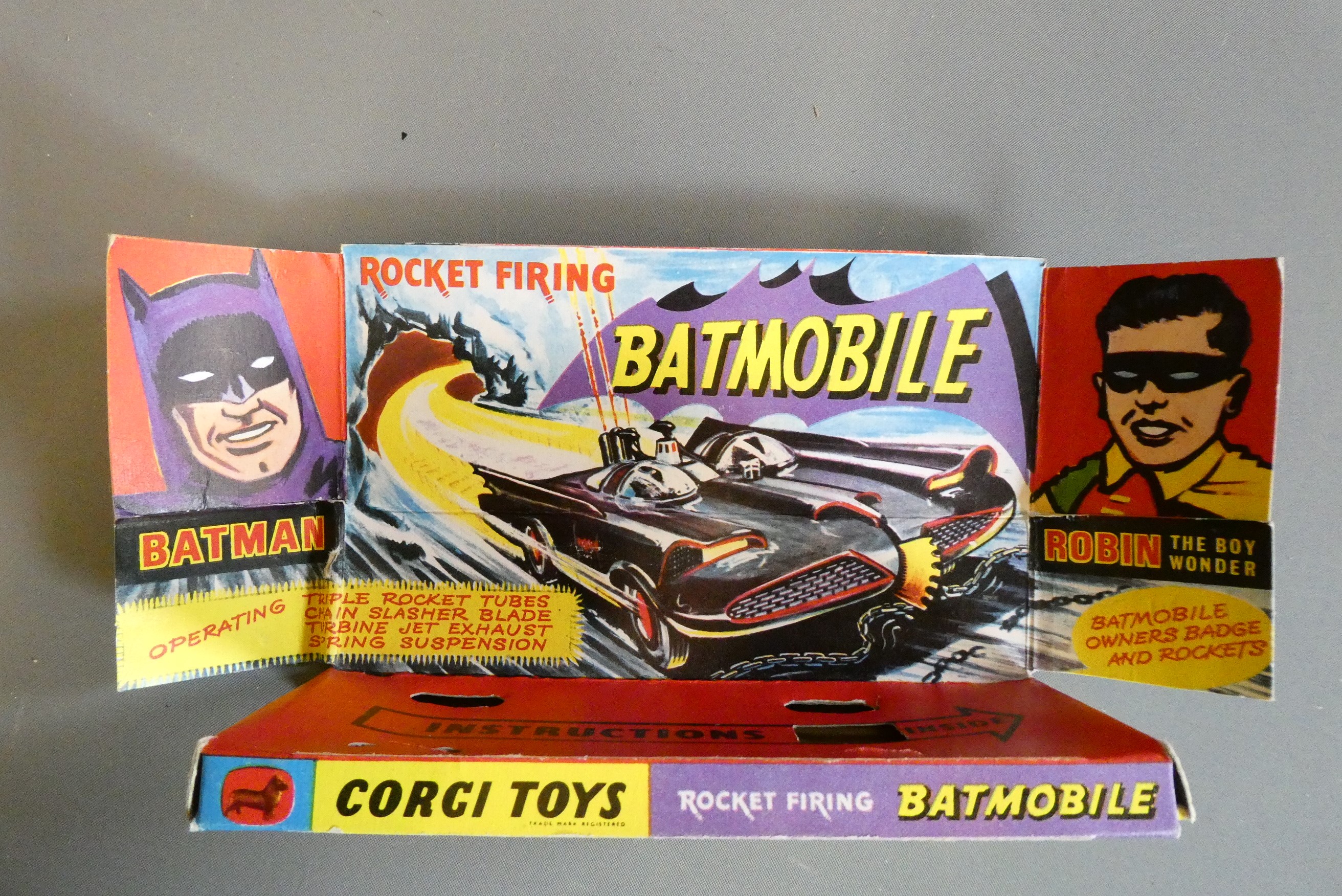 Corgi 267 Batmobile 1966/7 version, Box has some wear to flaps, interior packing good, missing Image