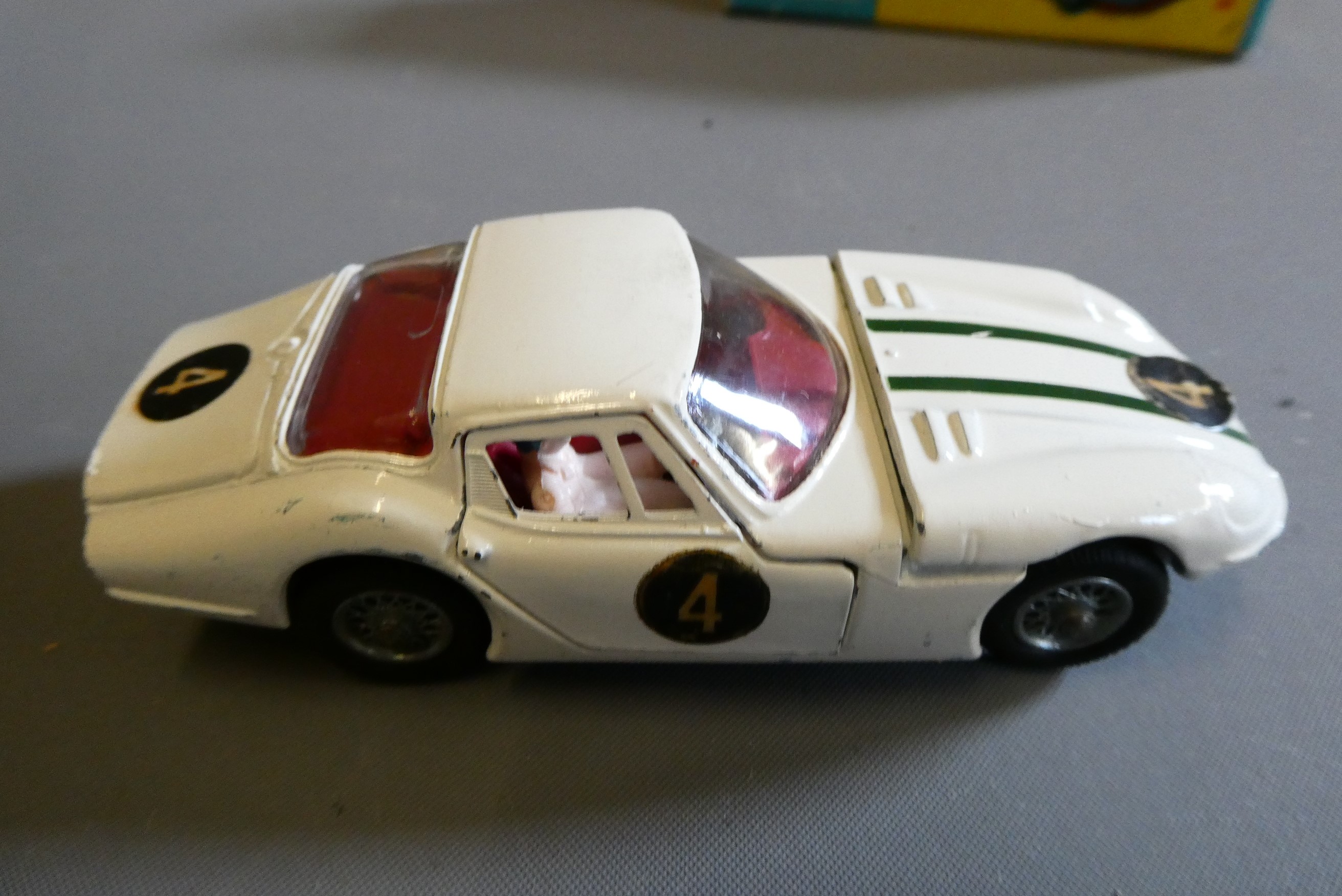 Corgi 263 Marlin Rambler and 324 Marcos 1800 GT, both items boxed, good+ (Est. plus 24% premium inc. Image