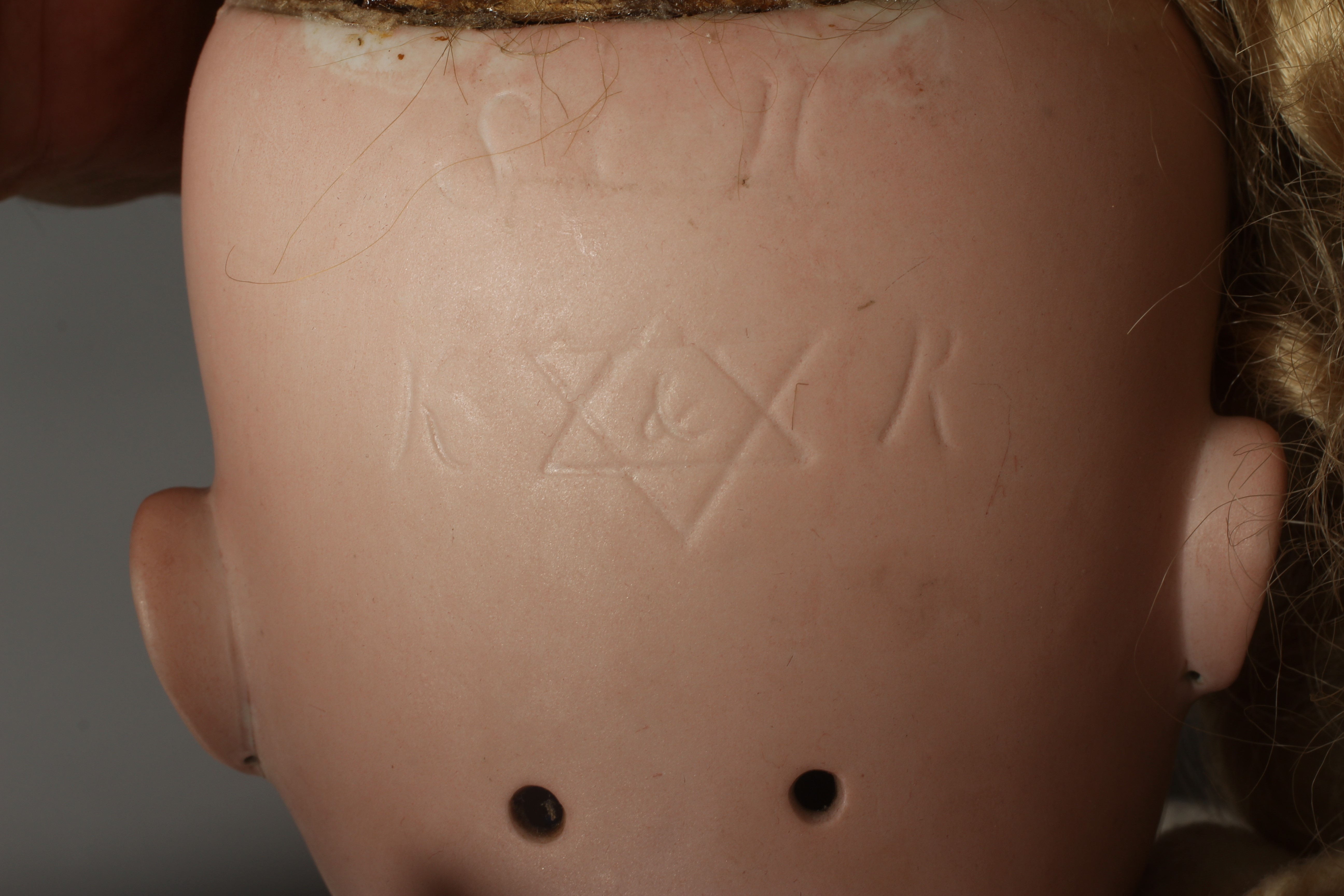 A Kammer & Reinhardt S&H bisque socket head doll Image