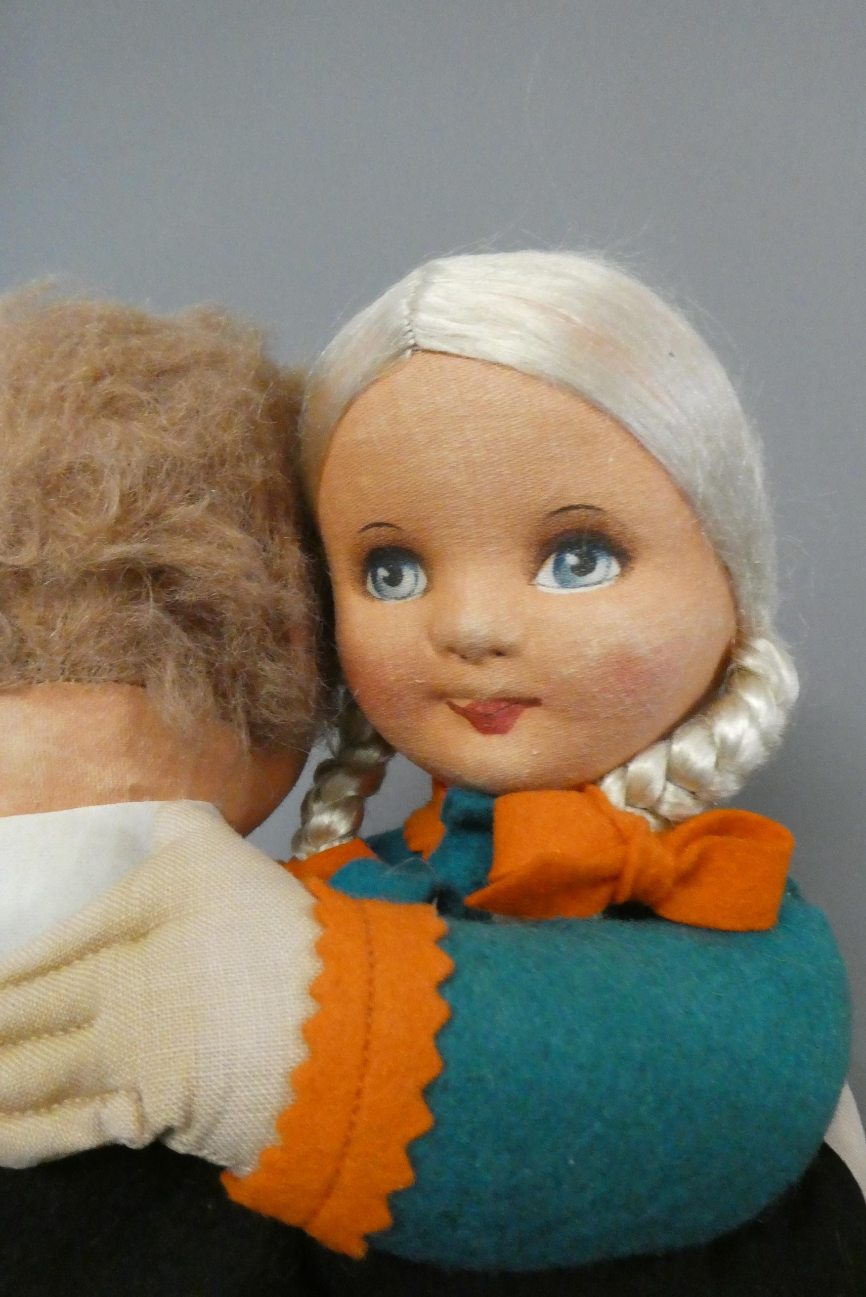 Dean's dancing dolls "Peter & Jean" Image