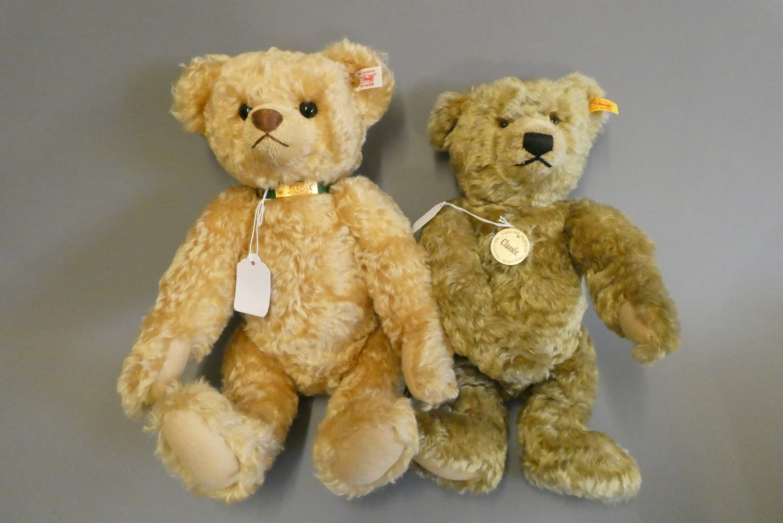 Two Steiff collectors bears, comprising a 15 1/2" Zoe growling bear with collar and a 13 1/2" Image