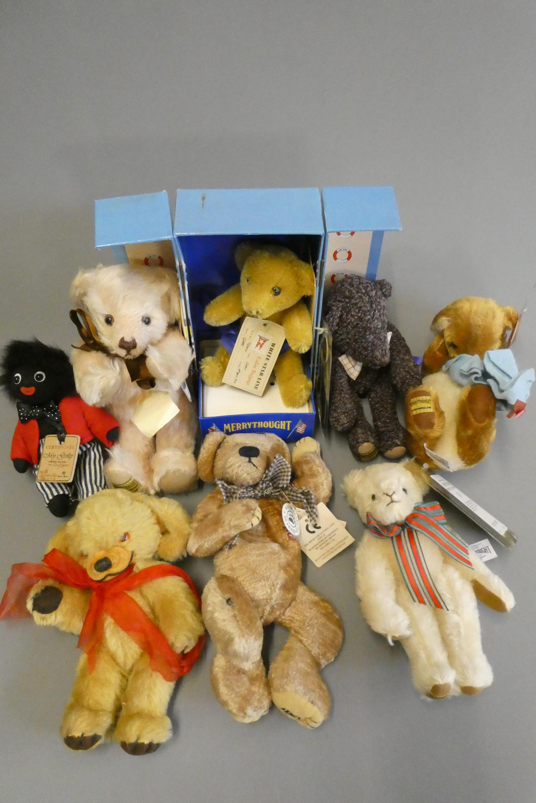 Six Merrythought bears Image