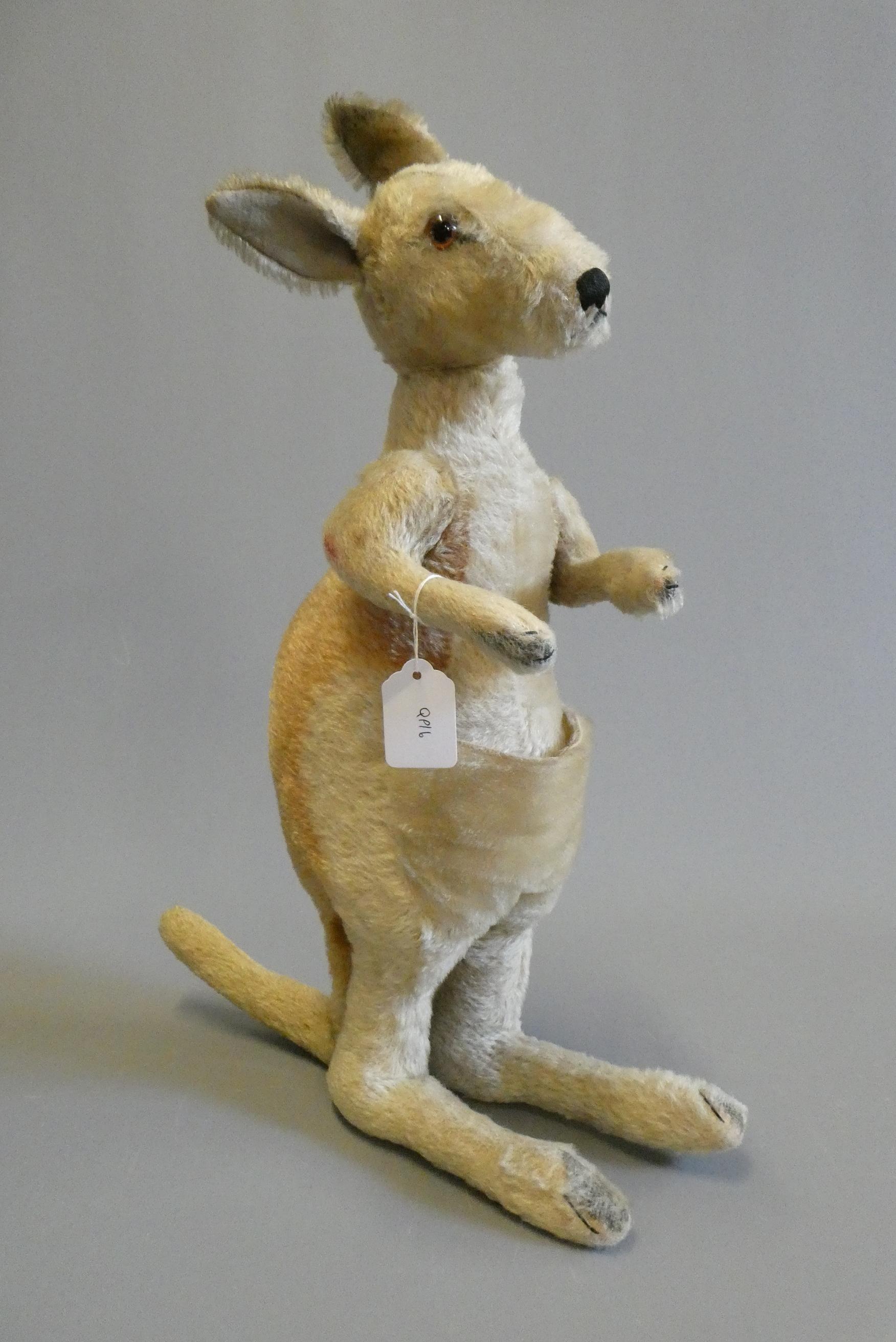 A large Steiff kangaroo with jointed neck and shoulders, no button (Est. plus 24% buyer's premium Image