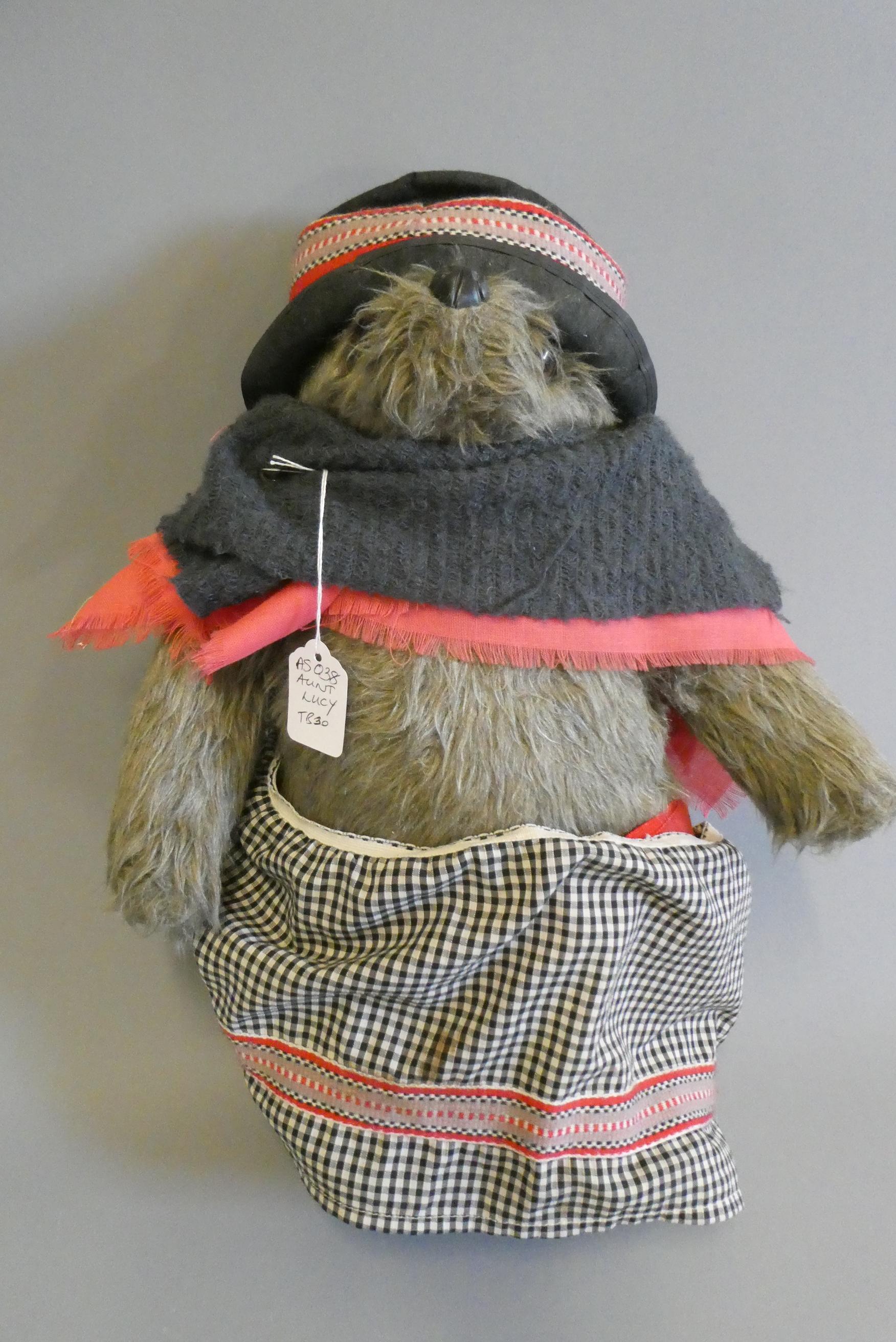 A vintage Paddington Aunt Lucy, with hat, scarf, bloomers, skirt, felt shoes and four special Image
