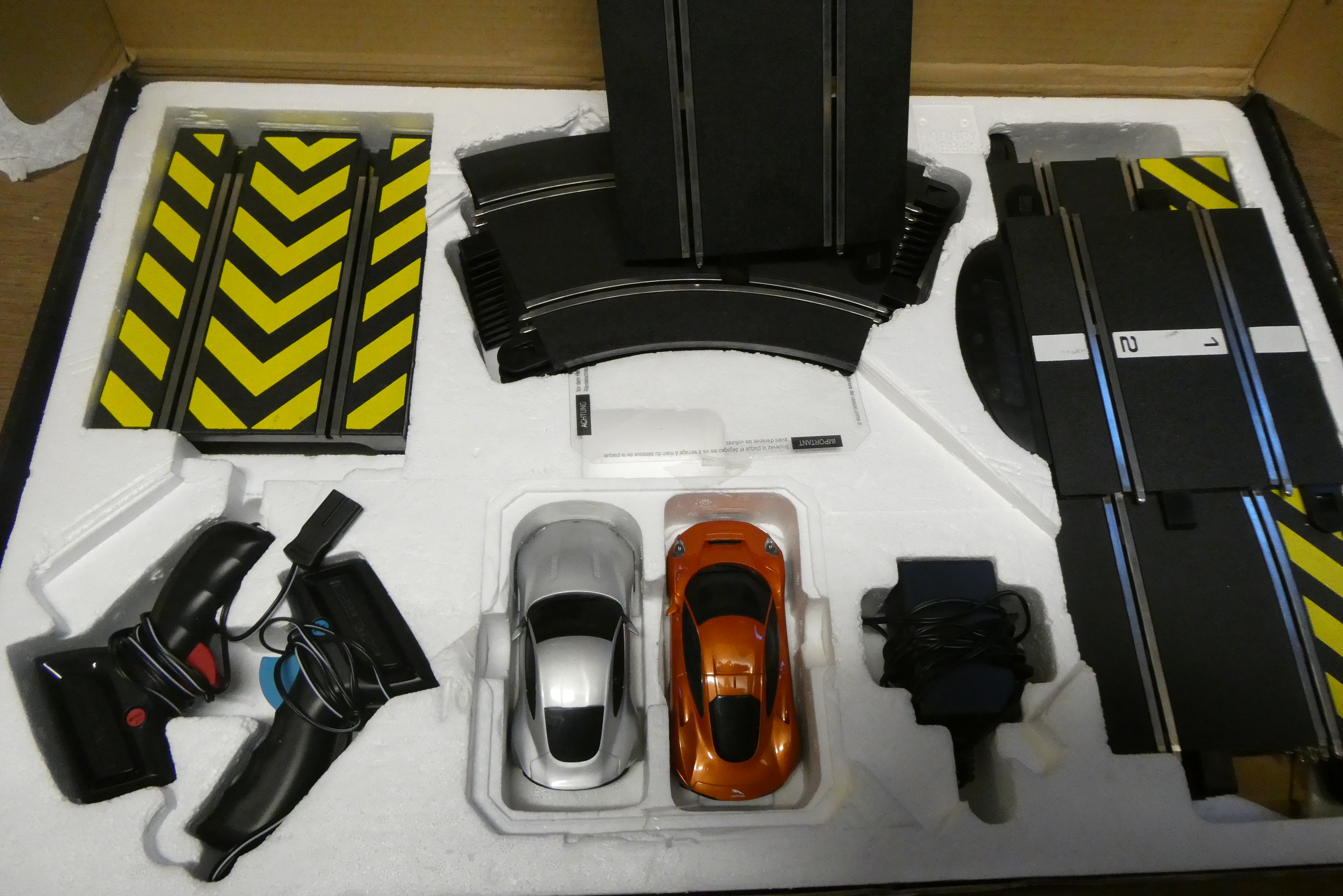 Scalextric James Bond Spectre set, boxed, good to excellent (Est. plus 24% buyer's premium inc. VAT) Image