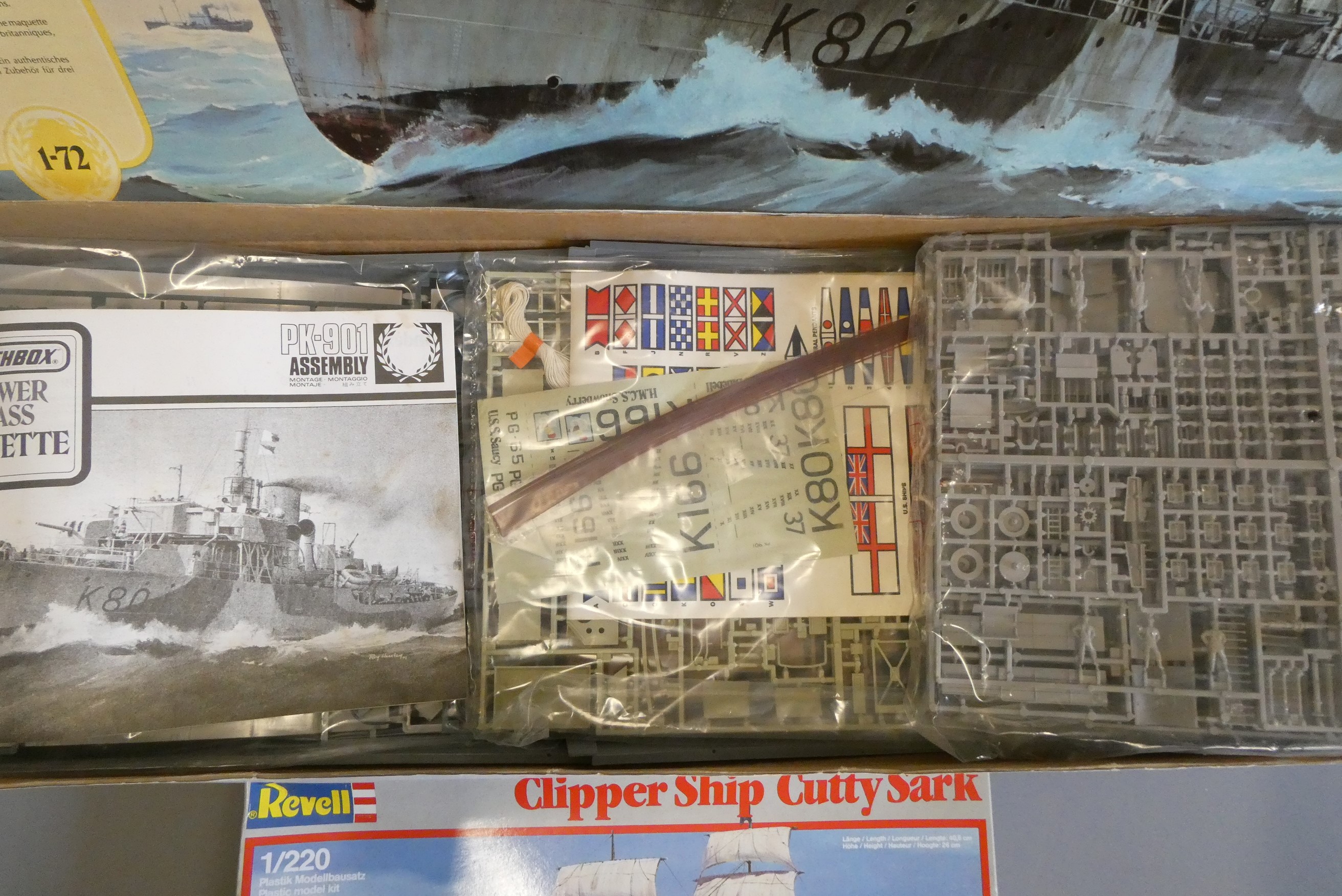 Matchbox kits 1:72 model of a Corvette Fowler Class mine sweeper Image