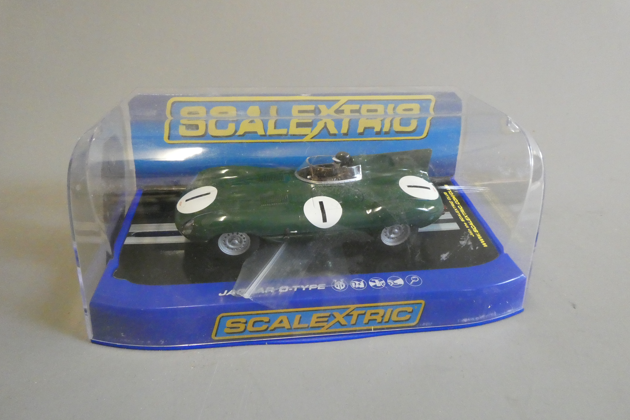 Scalextric late issue D type Jaguar, boxed, excellent/mint (Est. plus 24% buyer's premium inc. VAT) Image