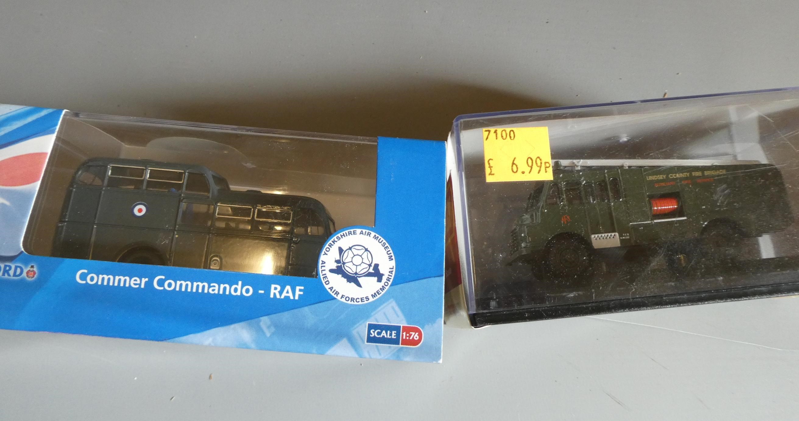 Eleven plastic model bus and tram kits, unchecked for completeness, and two Oxford diecast vehicles, Image