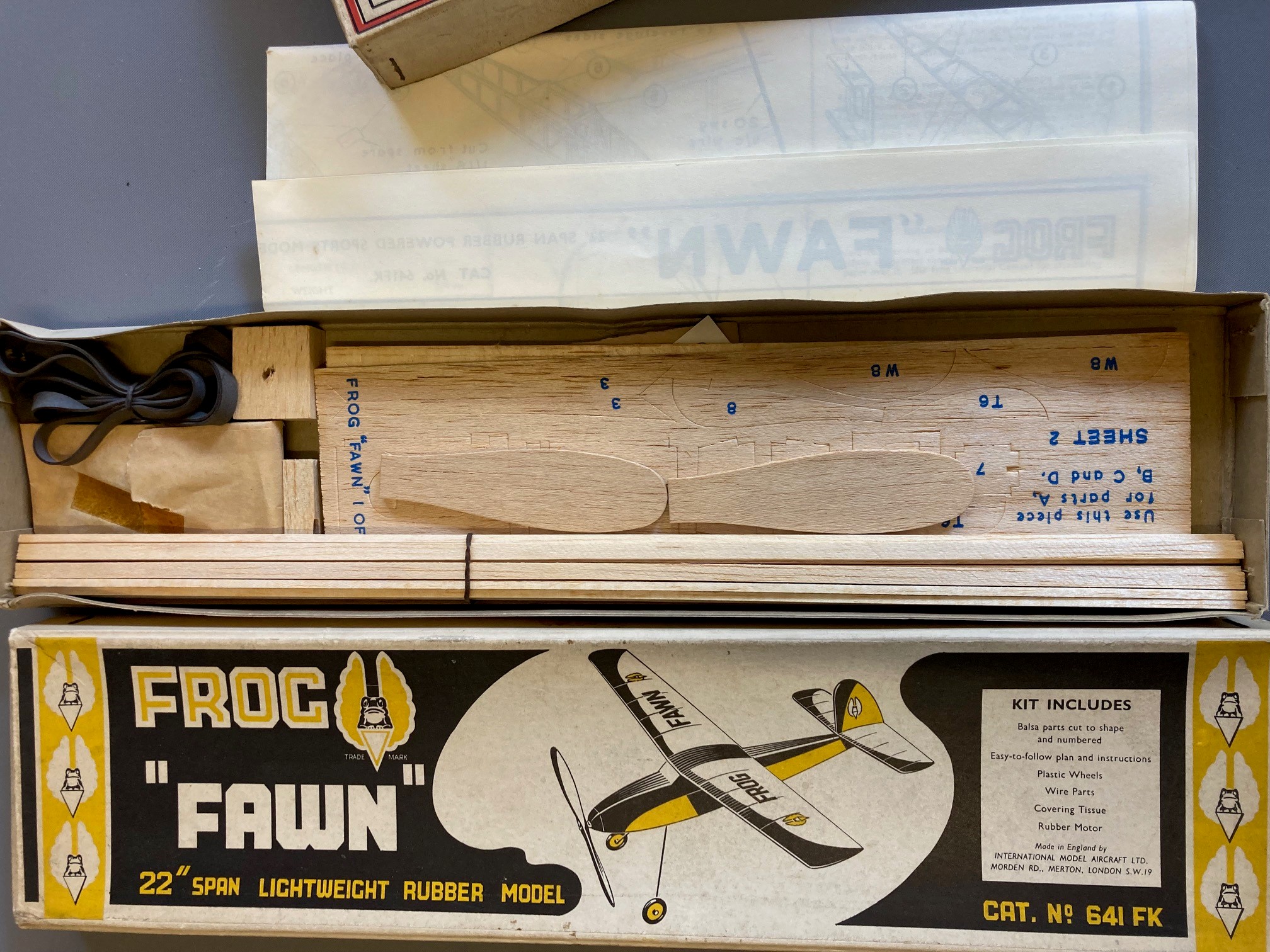 Two small balsa Free Flight aircraft model kits for use with rubber motors, both items boxed, Image