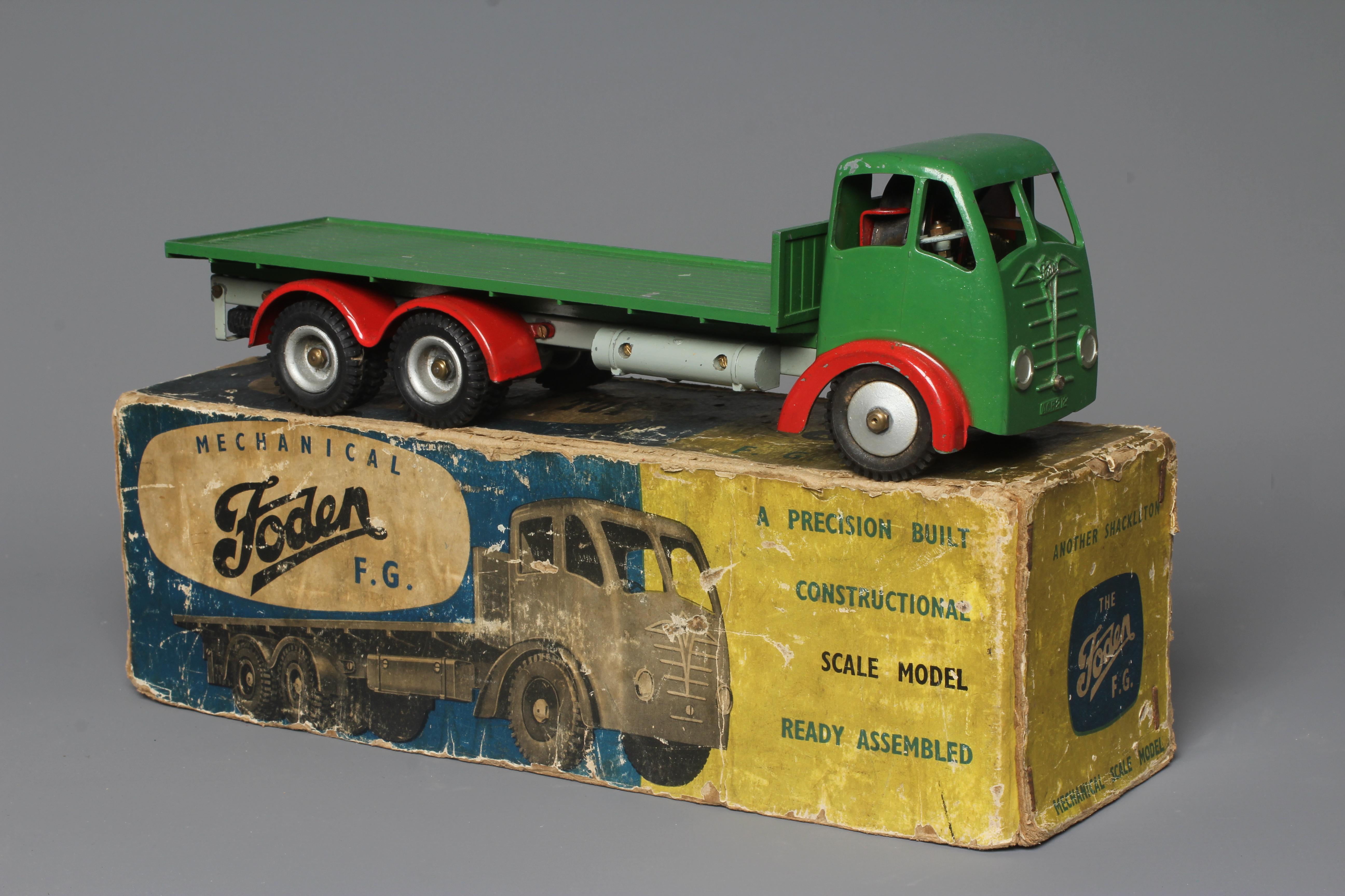 Shackleton Clockwork Foden Flat bed lorry finished in green with key Image