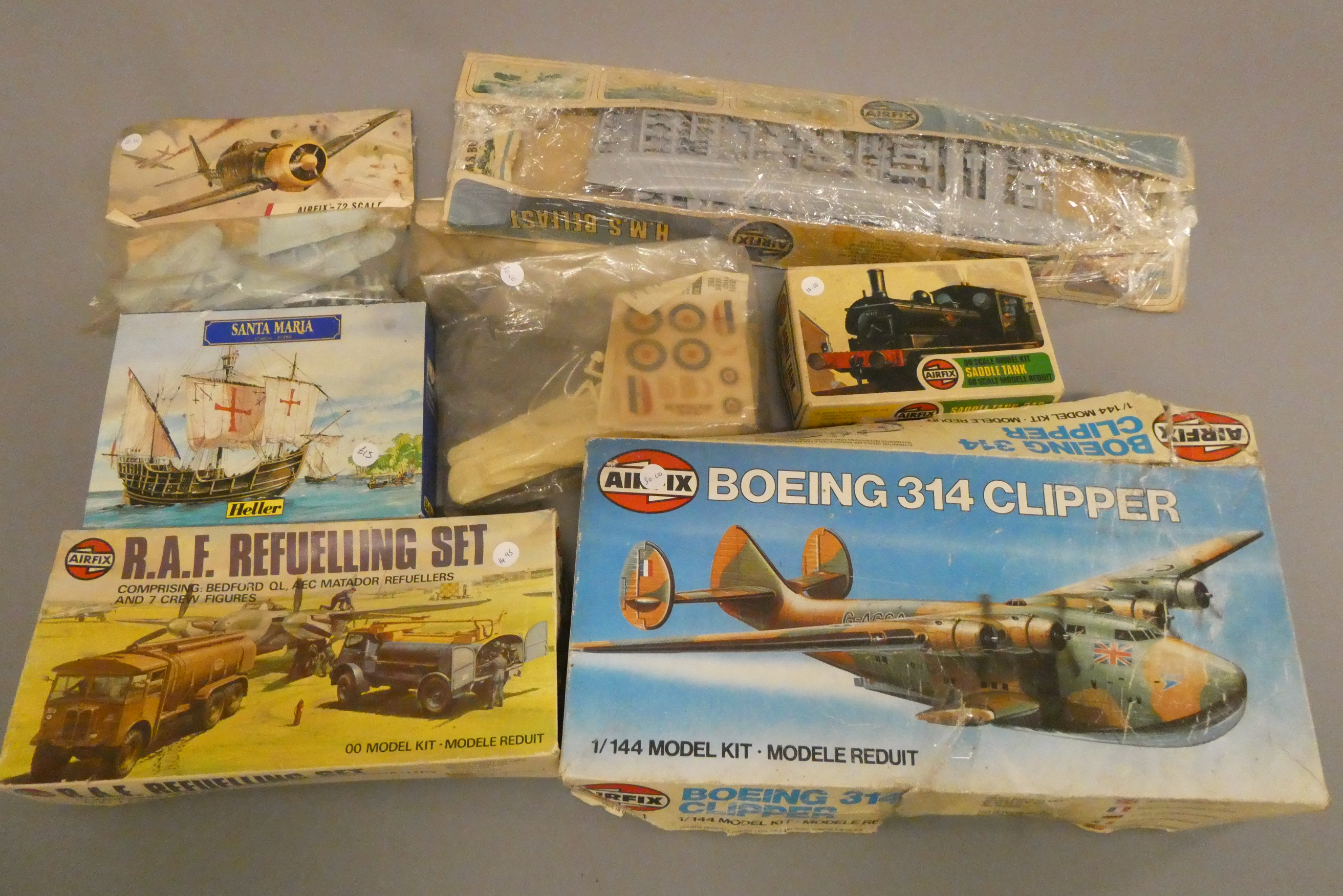 Thirteen plastic kits by Airfix and others, some boxes very poor, others good, unchecked for Image