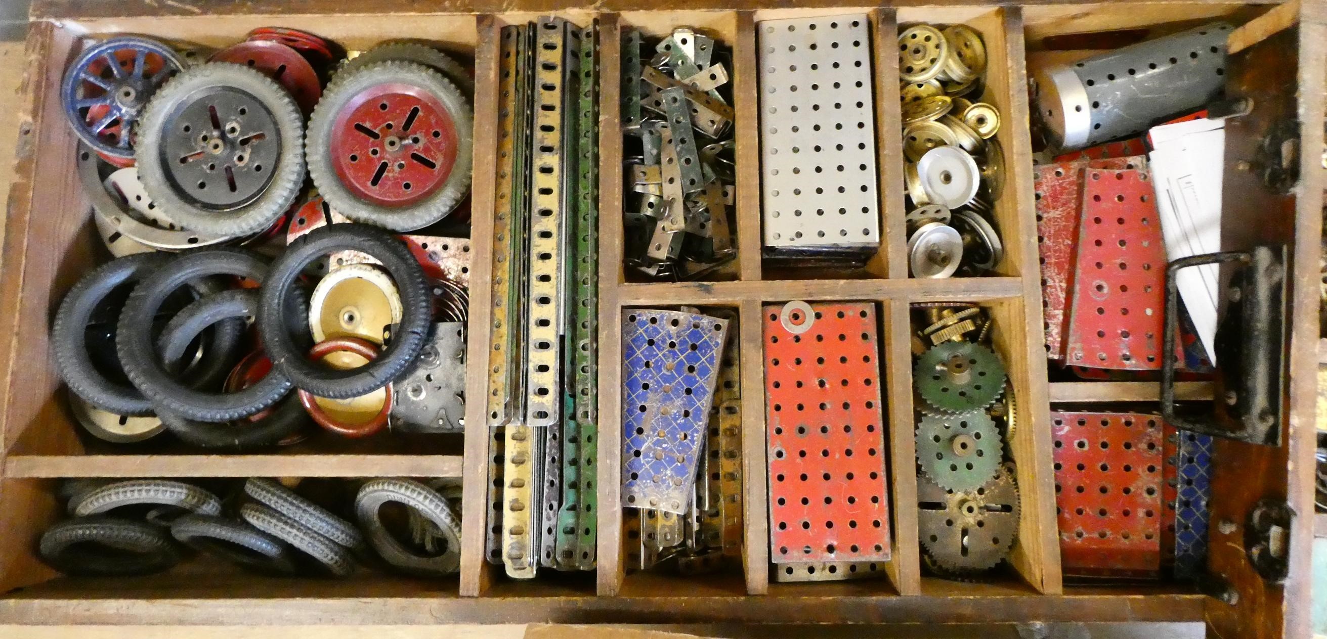 Large quantity of pre and postwar Meccano parts Image