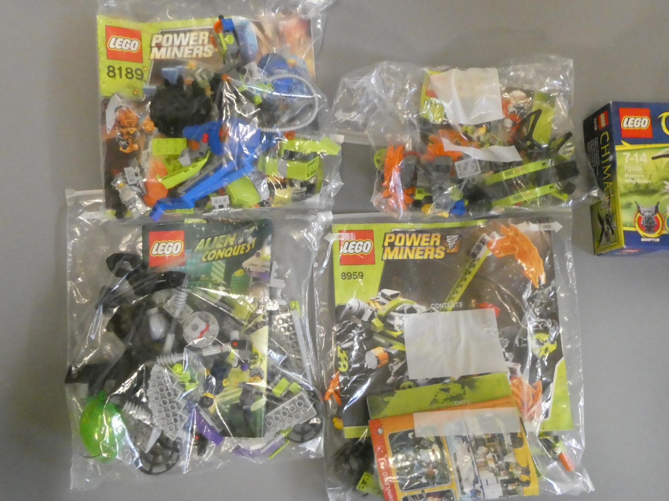 Mixed Lego sets including Chima, Power Miners and Alien conquest, boxed and loose sets with Image