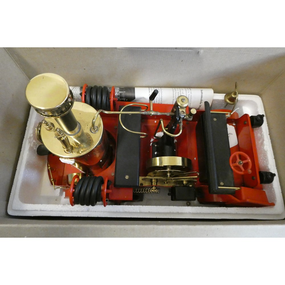 Wilesco D305 Steam Fire engine, boxed, fair to good and D6 stationary engine, boxed, good Image