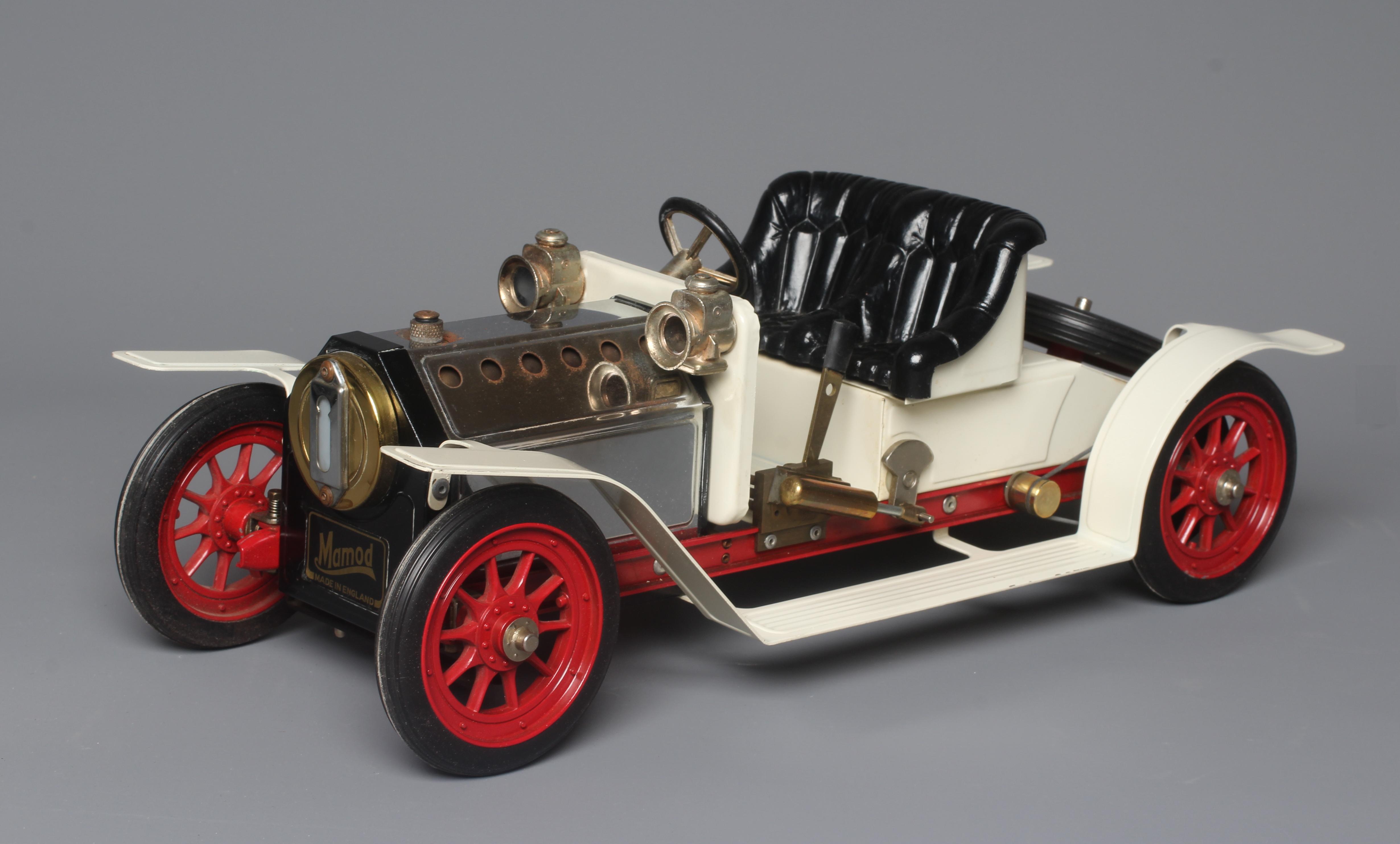 Mamod Steam Roadster SA1 boxed with accessories, box good+, model excellent (Est. plus 24% buyer's Image