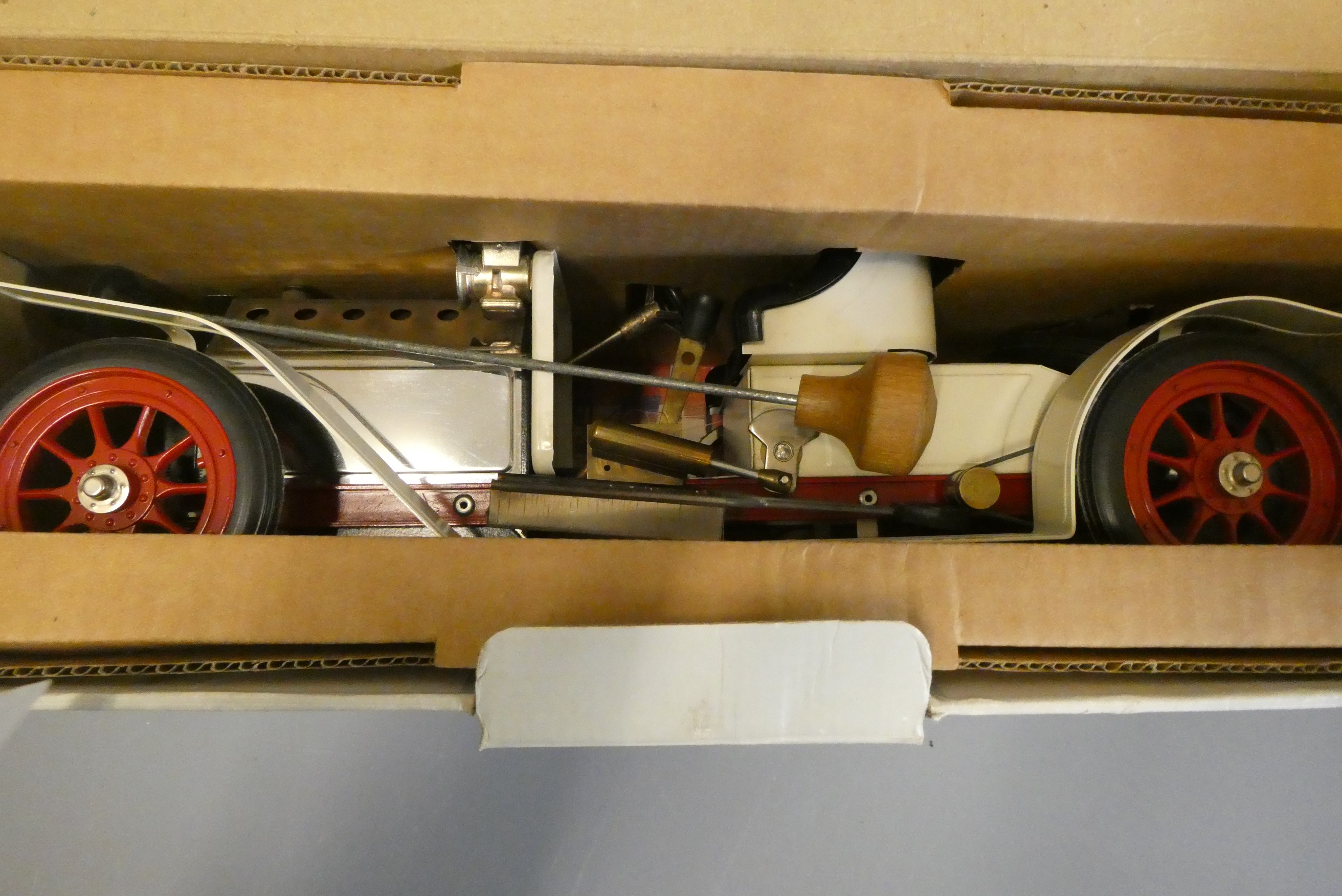 Mamod Steam Roadster SA1 boxed with accessories, box good+, model excellent (Est. plus 24% buyer's Image