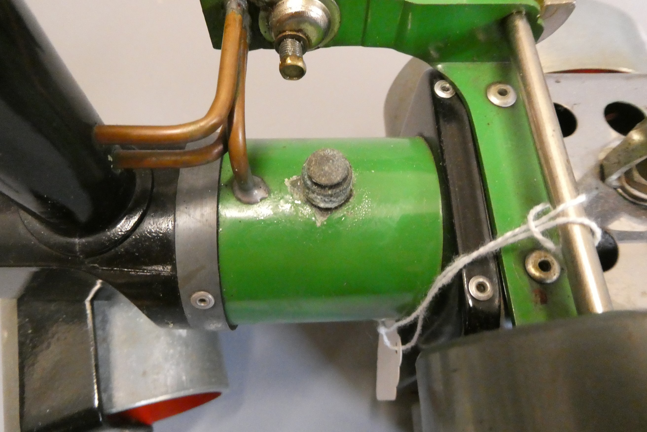 Mamod Steam Roller SR1a, box good, model has slight corrosion around safety valve, otherwise good+ Image