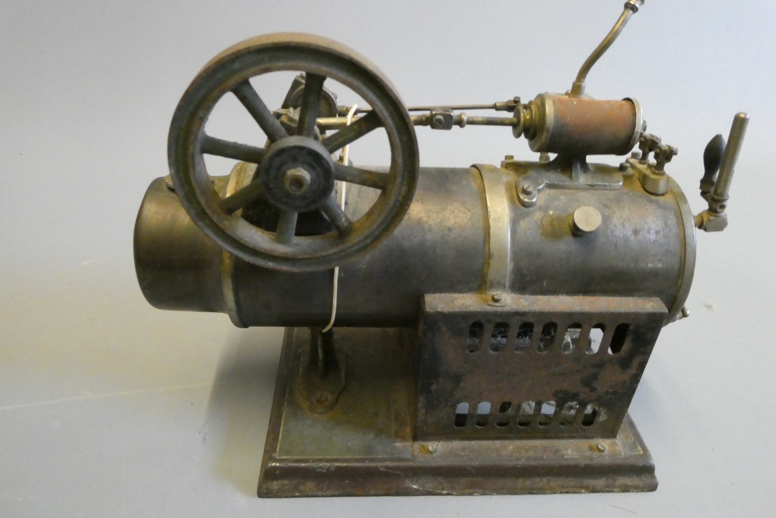 Bing over type stationary steam engine Image