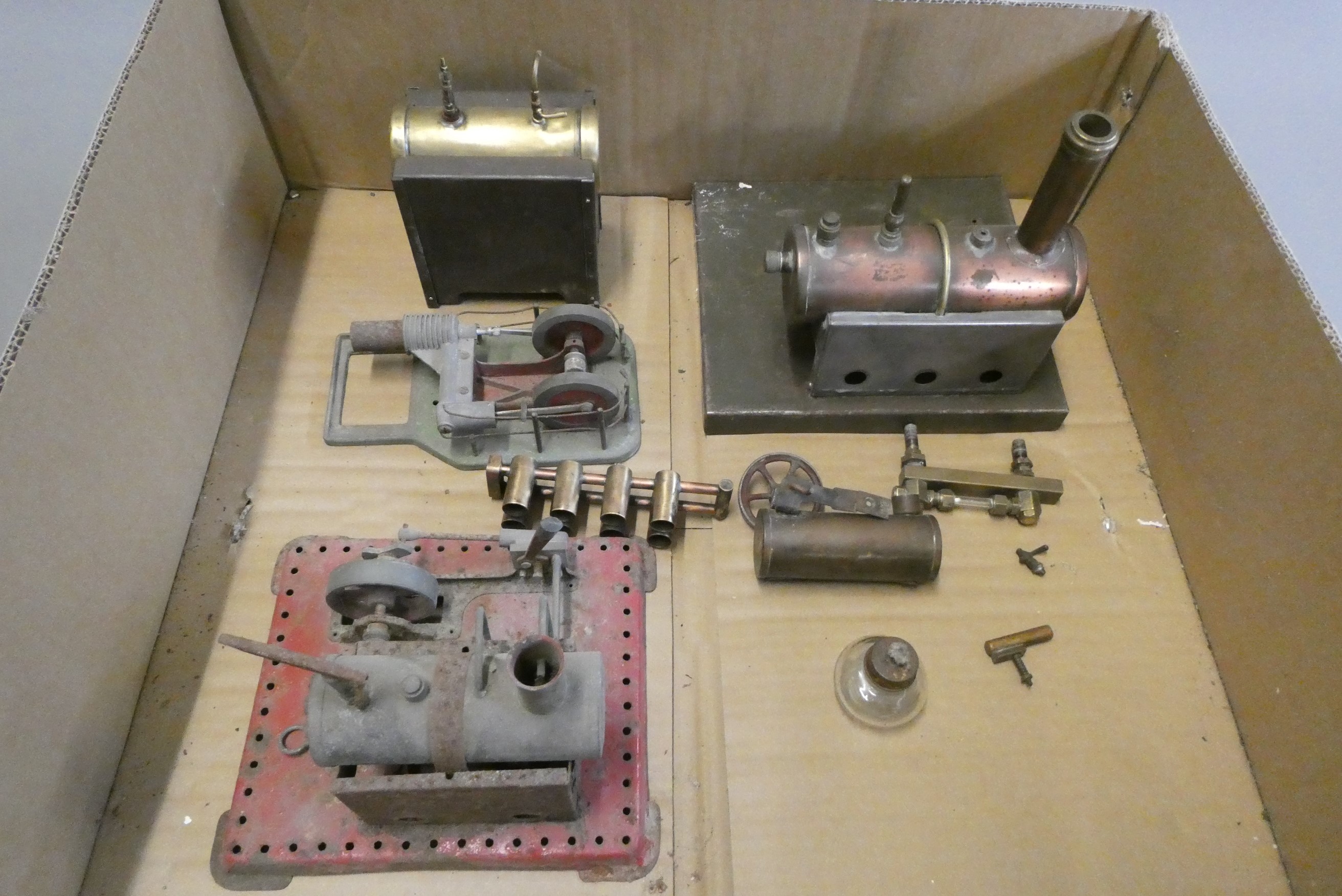 Playworn Mamod and steam boilers and other engine parts including DC Hot Air engine, most items poor Image