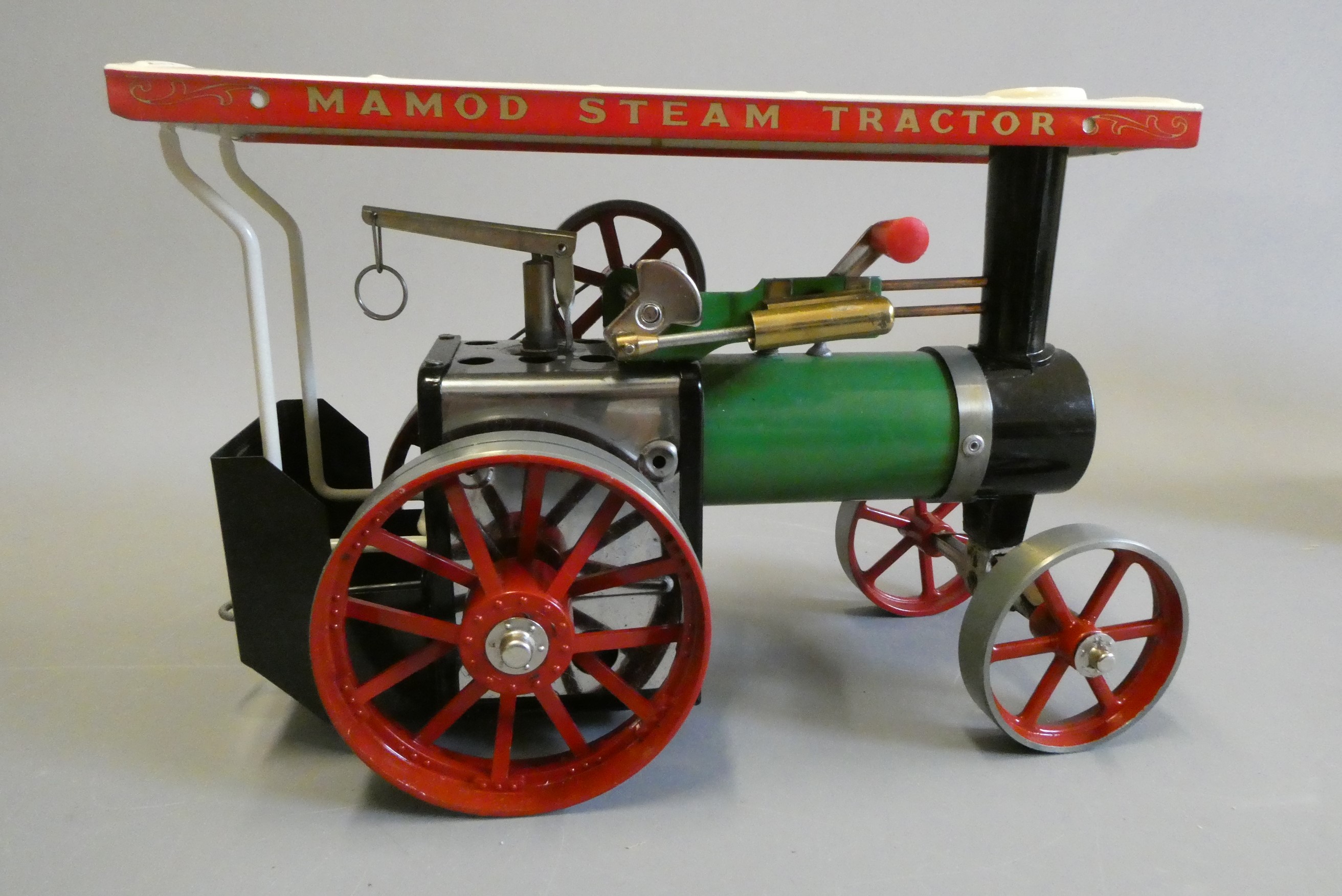 Mamod TE1 Traction engine boxed with accessories. Shows to have had little use, model excellent, box Image