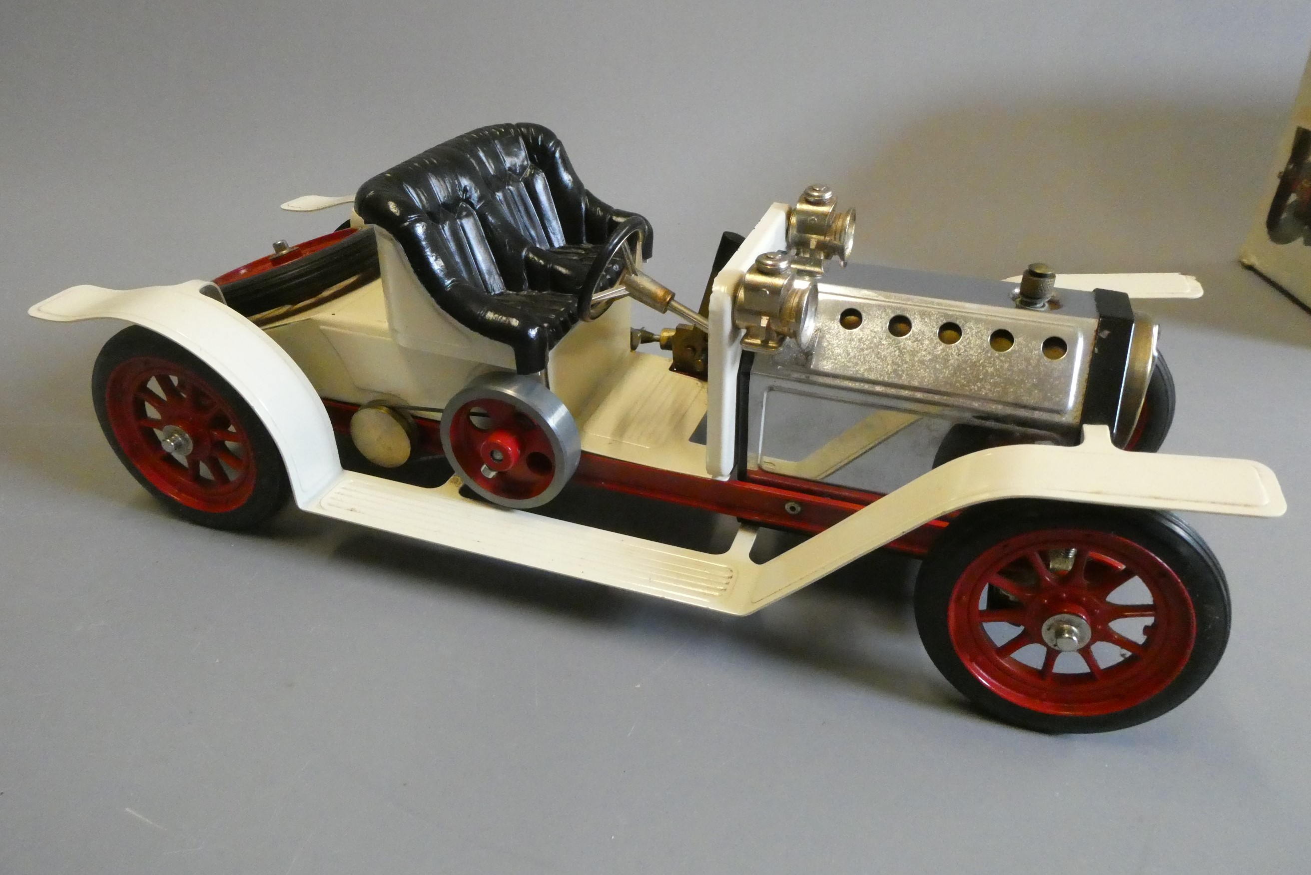 Mamod SE1 Steam Roadster Image