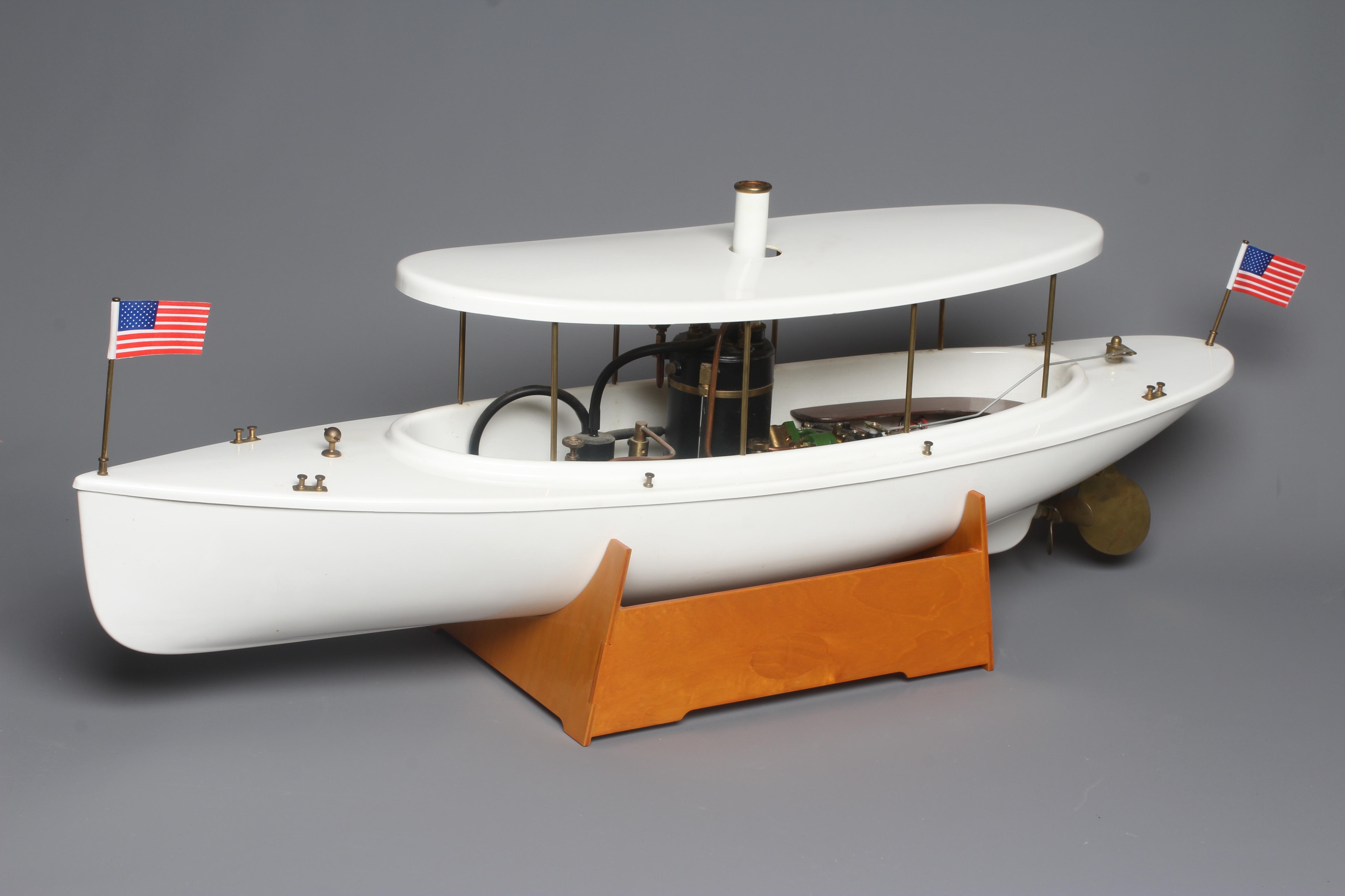 Cheddar Models radio-controlled stem boat 'Claire' Image