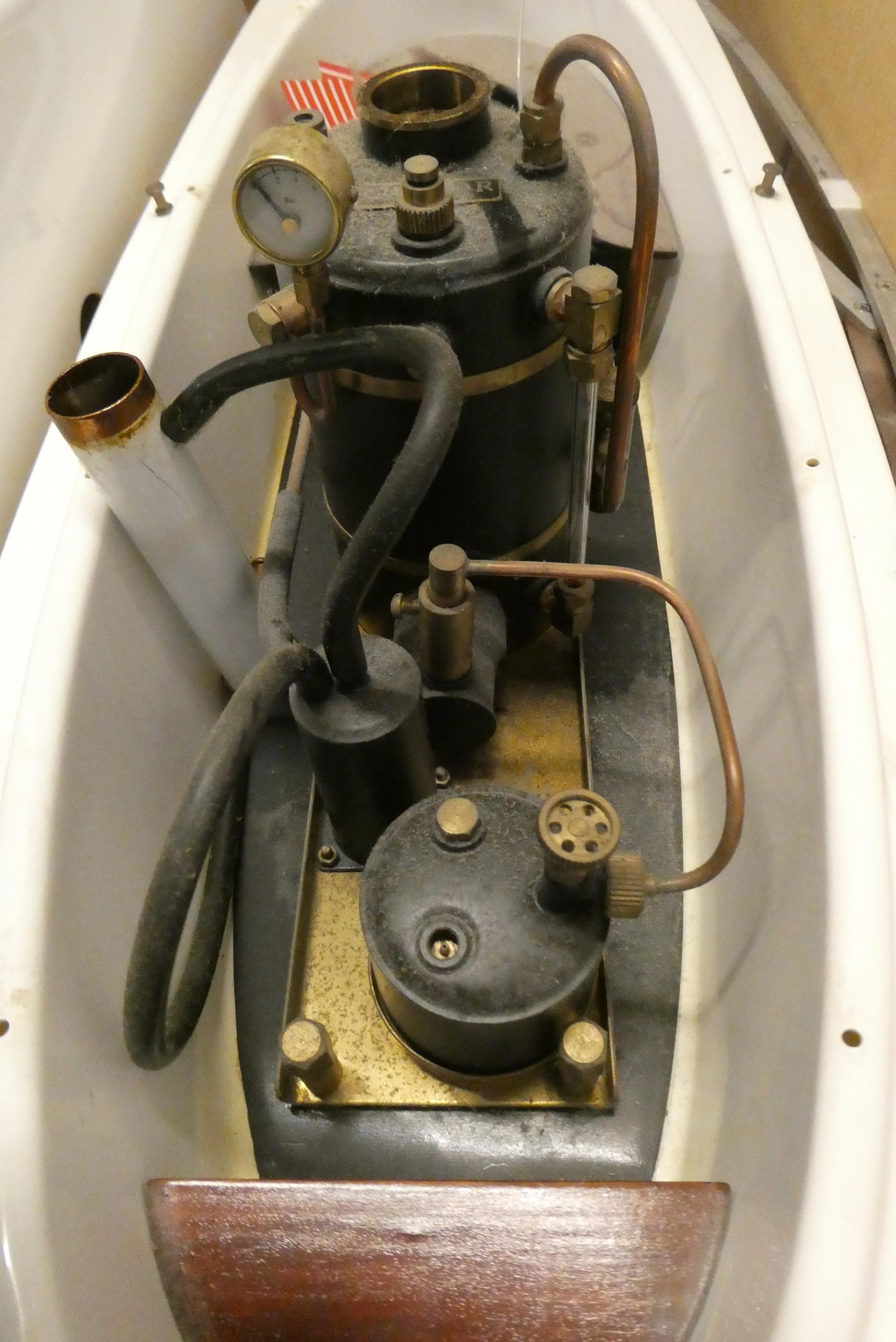 Cheddar Models radio-controlled stem boat 'Claire' Image