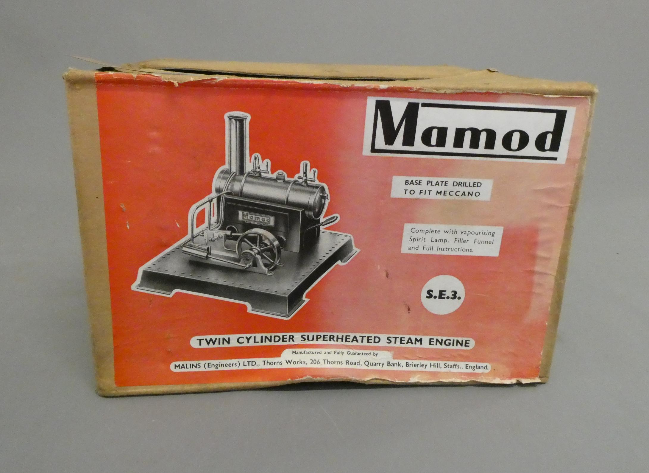 Mamod SE3 steam engine, boxed, in good used condition, box fair (Est. plus 24% buyer's premium inc. Image