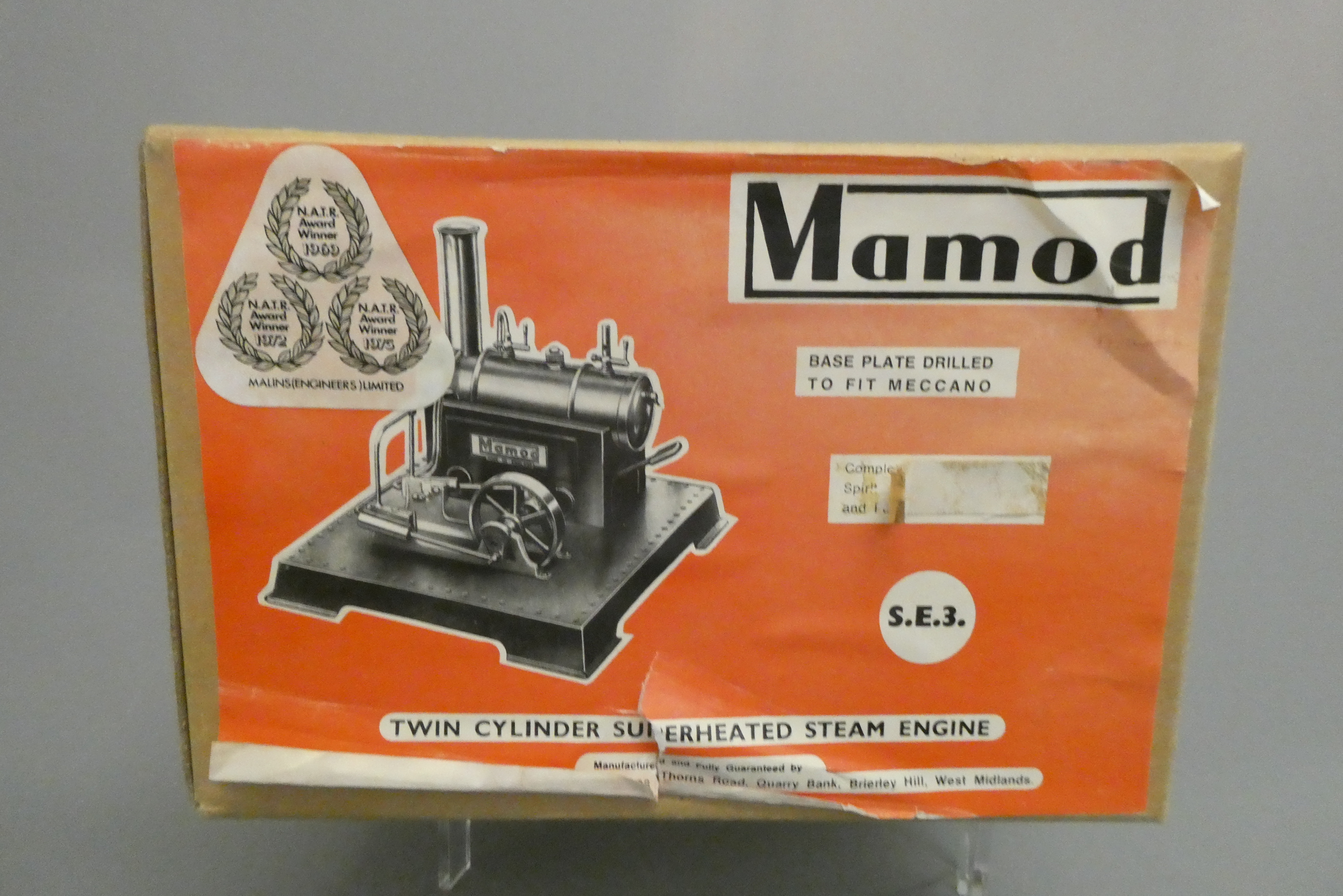 Mamod SE3 steam engine, boxed in excellent unused condition, box fair, model excellent to mint (Est. Image