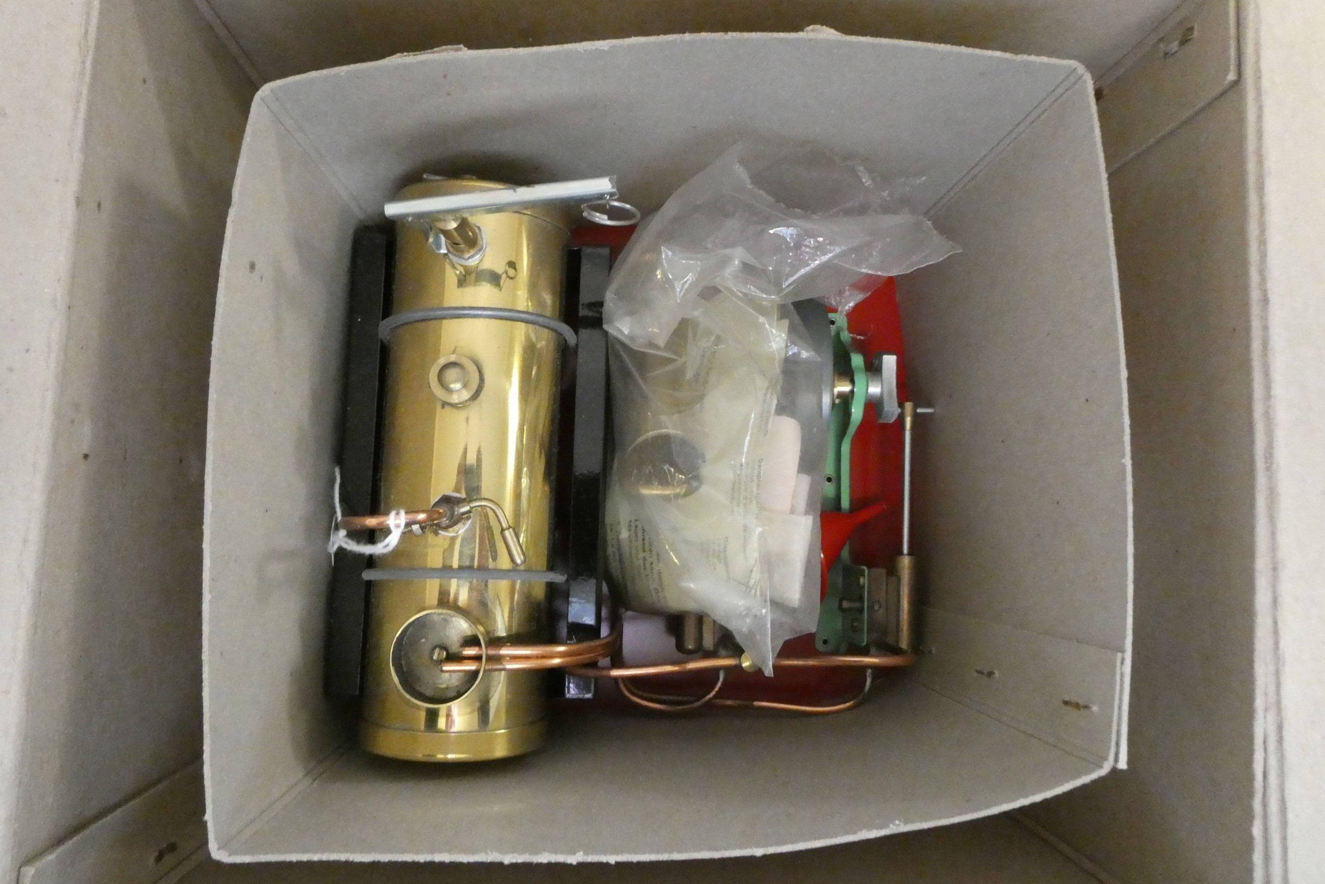 Mamod SE3 steam engine, boxed in excellent unused condition, box fair, model excellent to mint (Est. Image