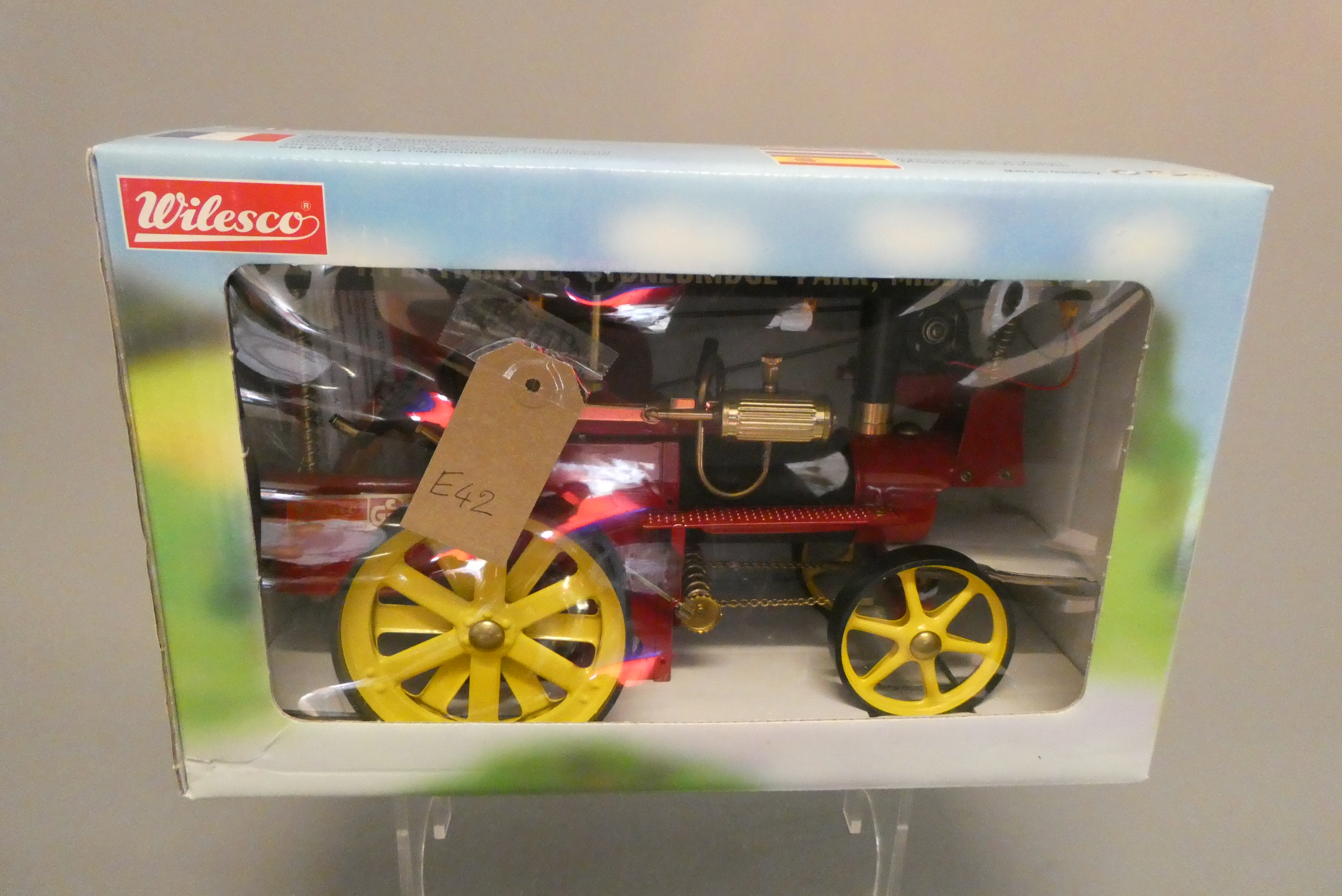 Wilesco D409 Traction engine T. Pettygrove in red with LED lights, boxed, mint (Est. plus 24% Image