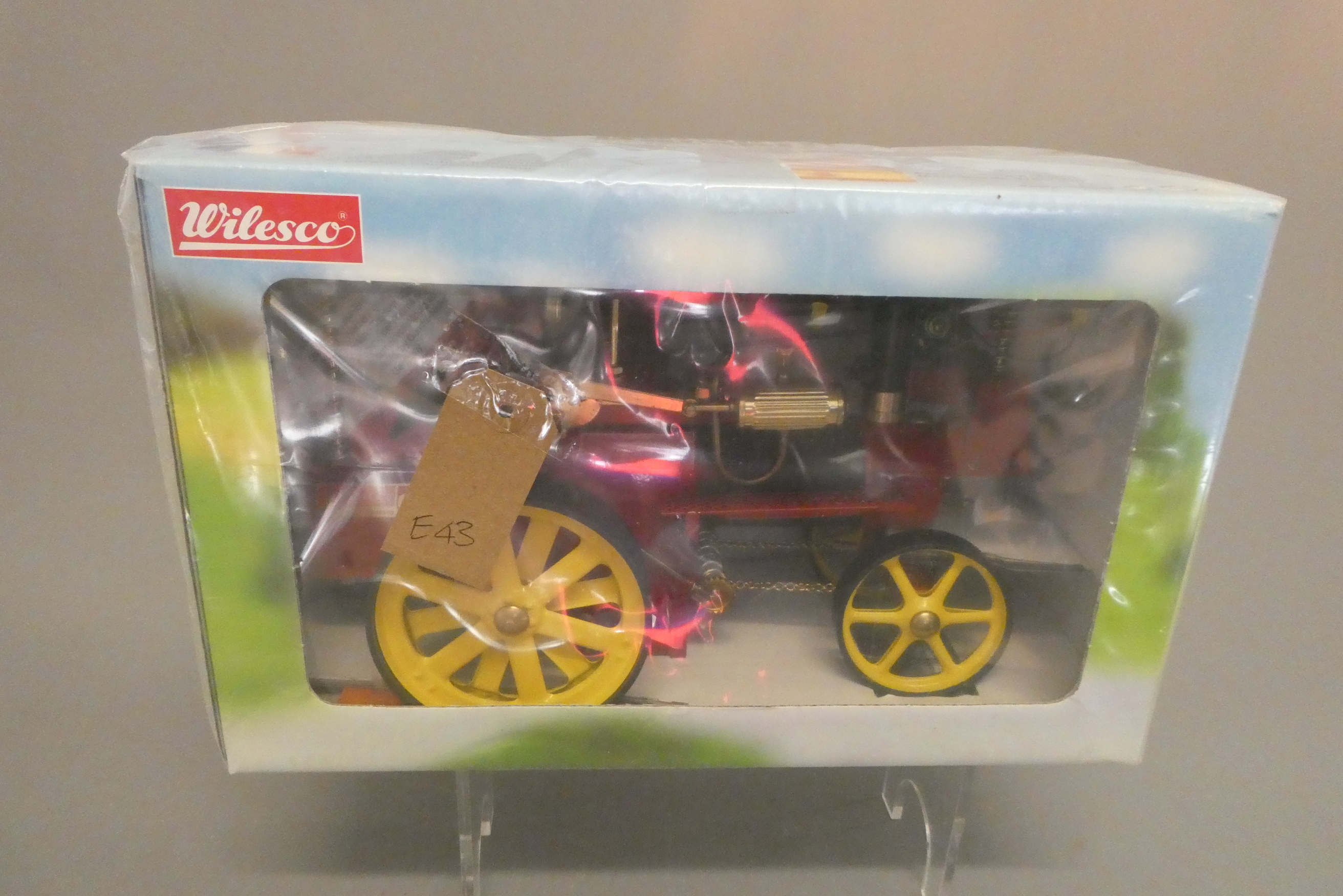 Wilesco D409 Traction engine T. Pettygrove in red with LED lights, boxed, mint (Est. plus 24% Image