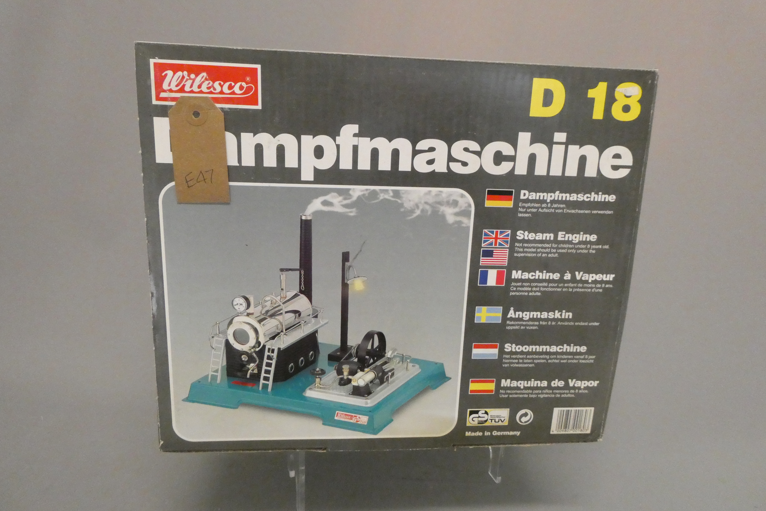 Wilesco D18 steam engine finished in black with chrome polished engine parts, boxed, excellent to Image