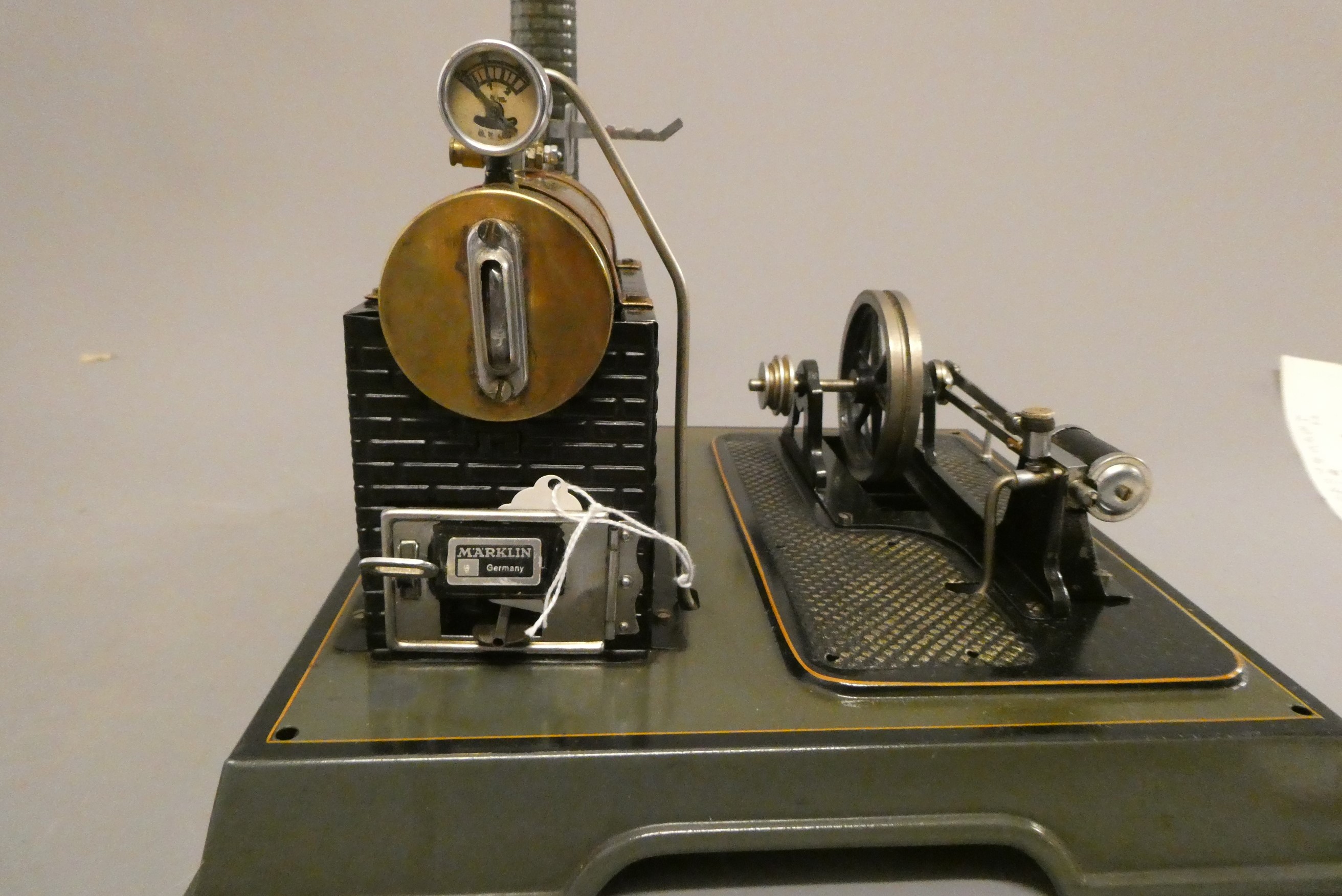 Marklin stationary steam engine sprit fired boiler with reversing single cylinder engine on tin Image