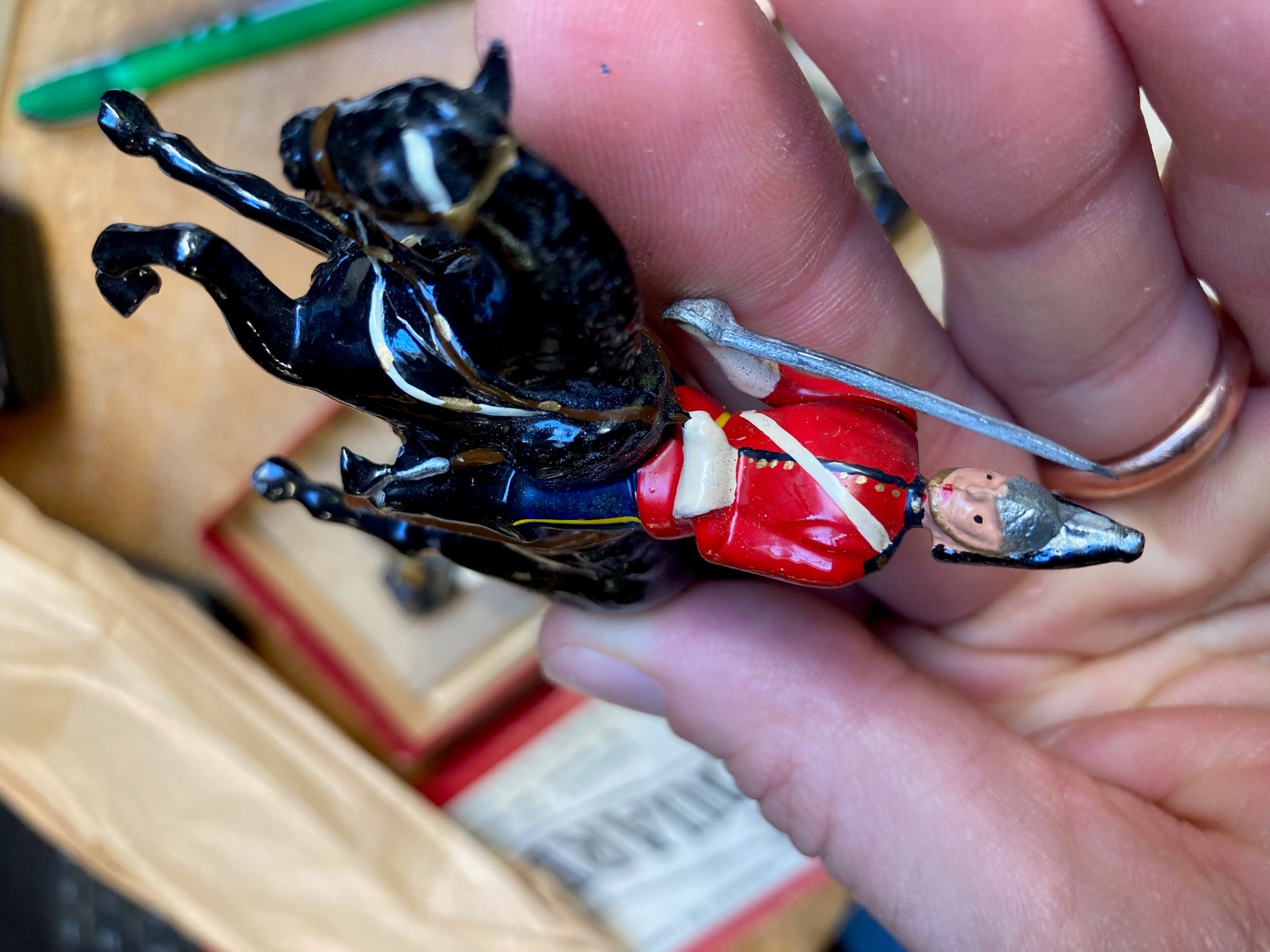 Britains "The Life Guards", five lifeguards on horseback at the trot, boxed, good (Est. plus 24% Image